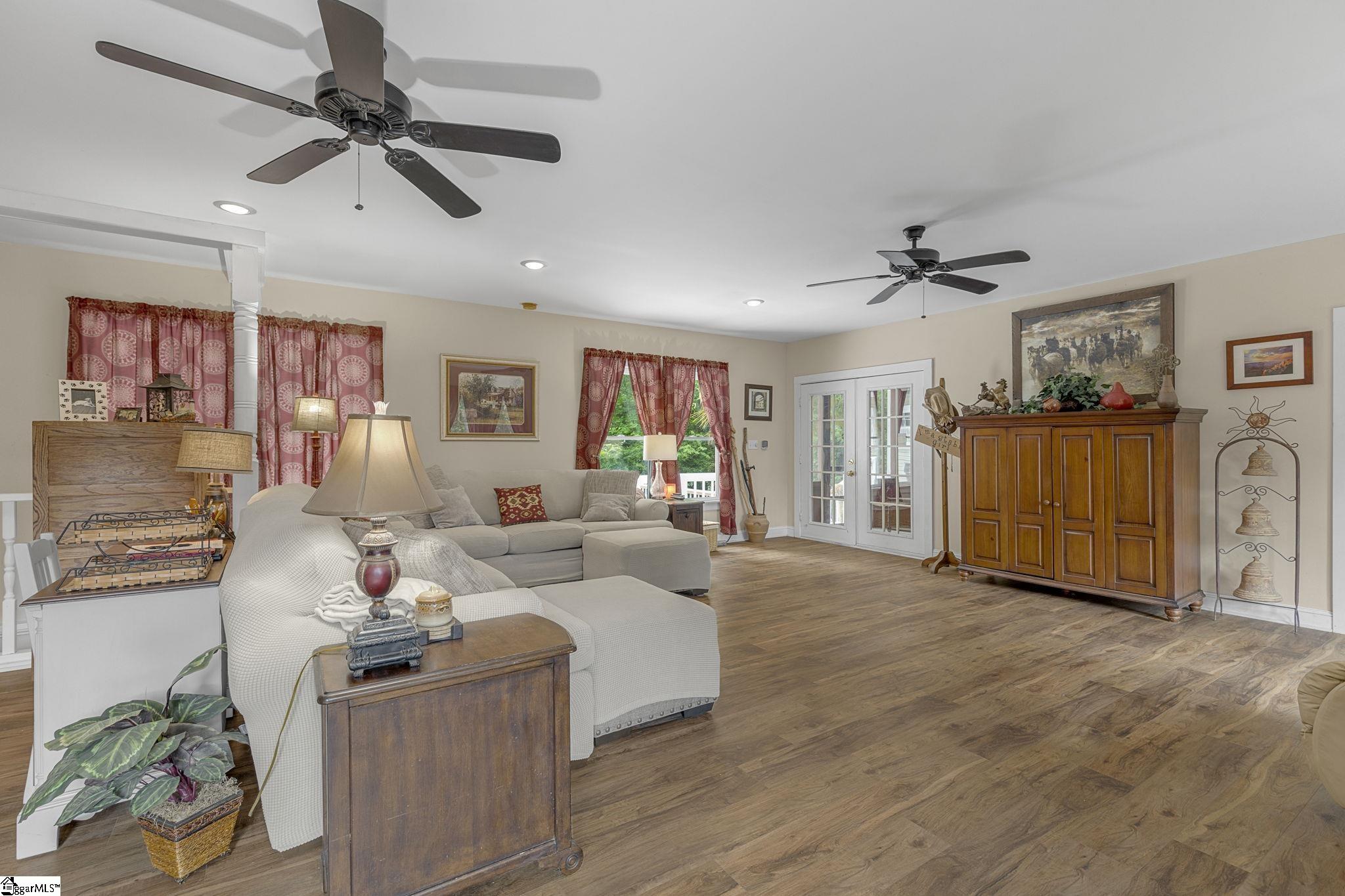207 Oneal Drive Anderson, SC 29625