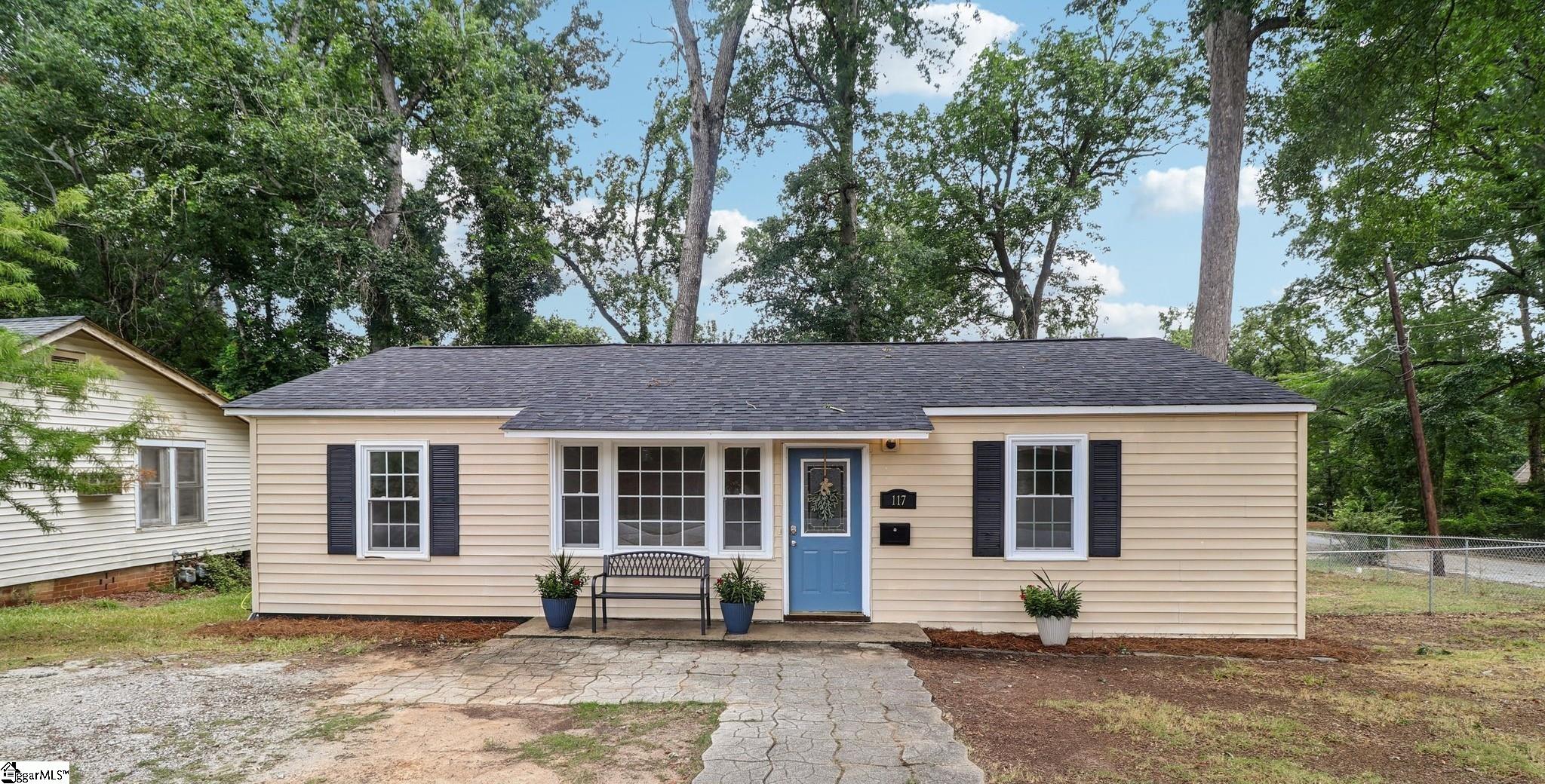 117 Fifth Avenue Clinton, SC 29325