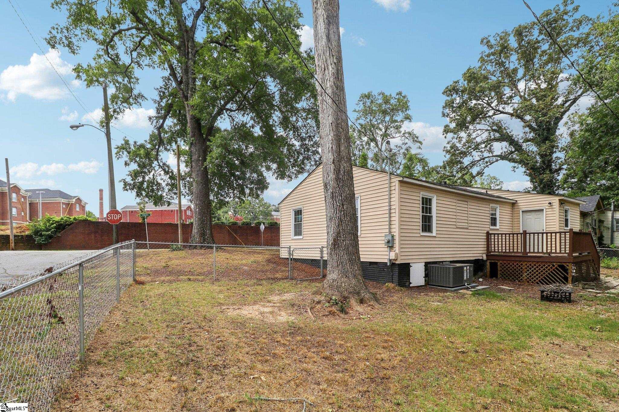 117 Fifth Avenue Clinton, SC 29325