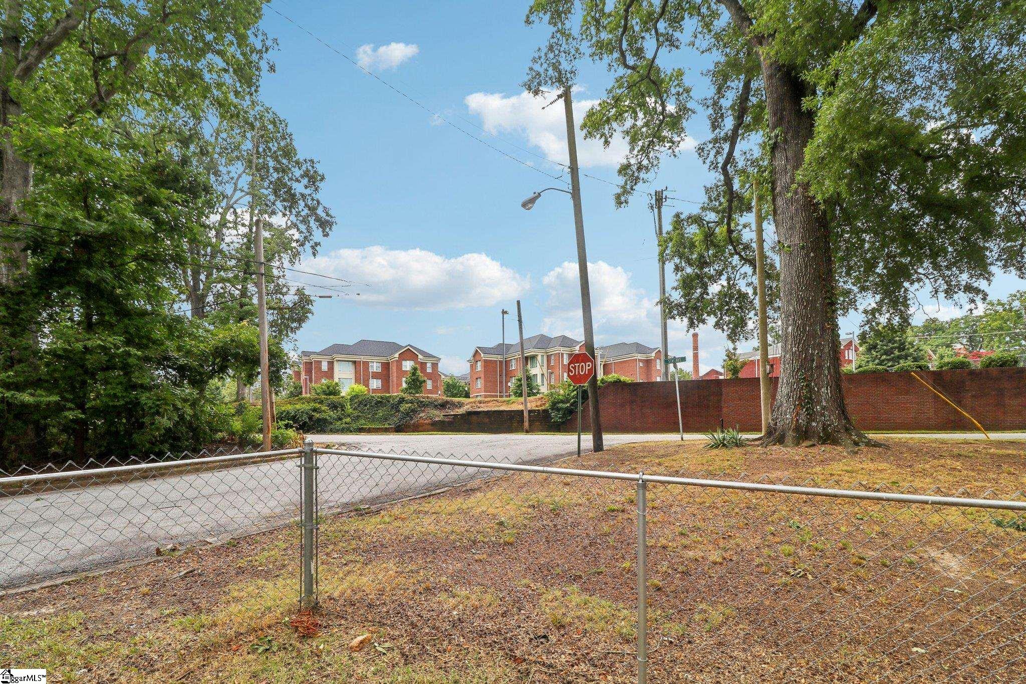 117 Fifth Avenue Clinton, SC 29325