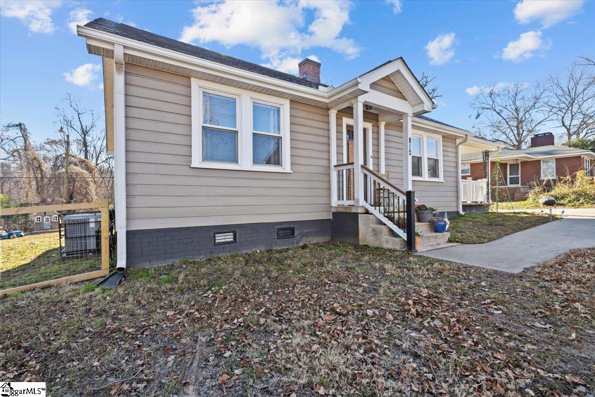 812 Chesnee Highway Spartanburg, SC 29303
