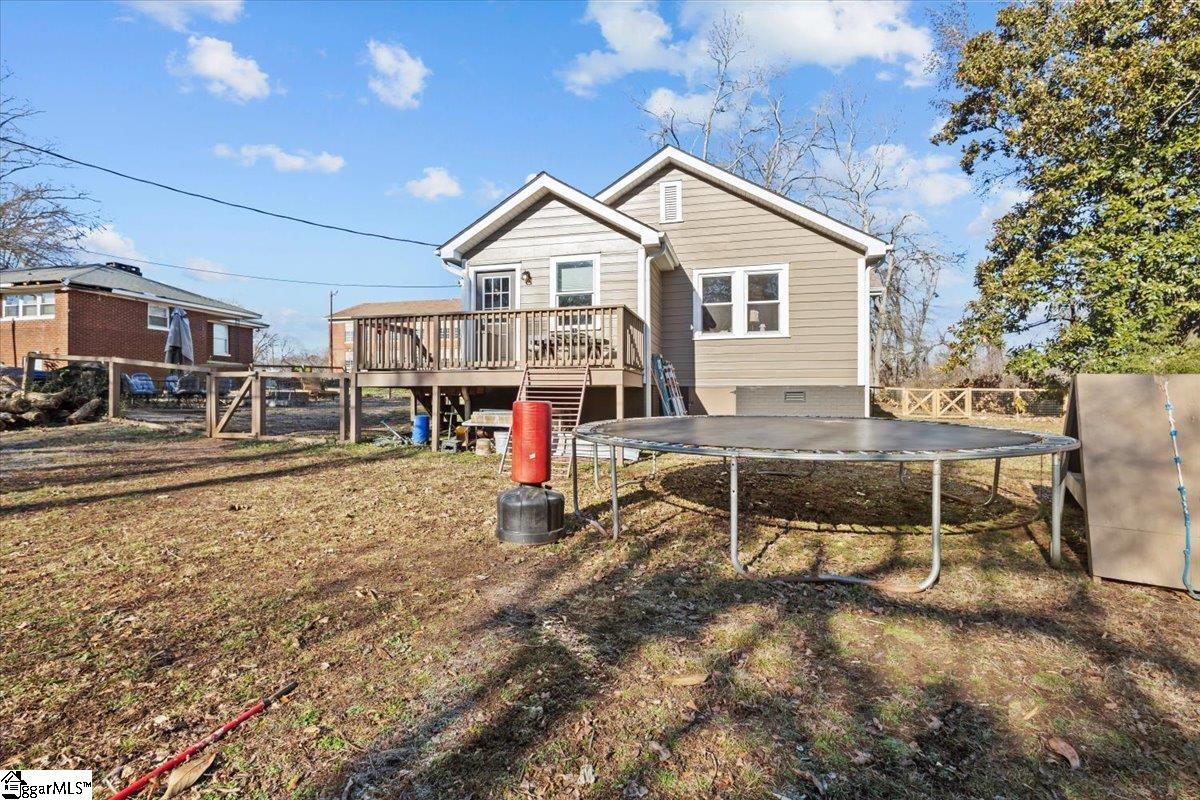 812 Chesnee Highway Spartanburg, SC 29303