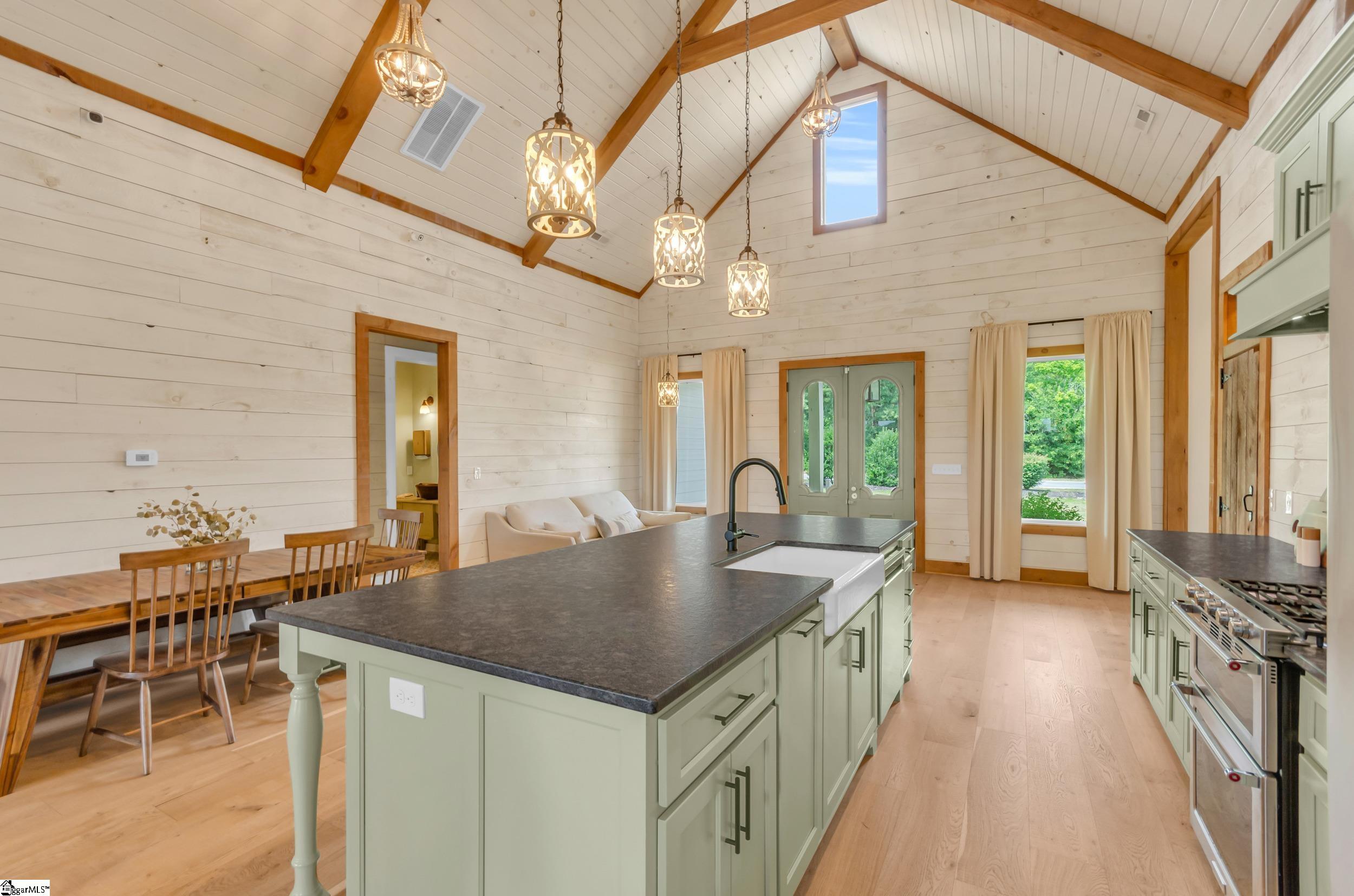 437 Dublin Road Greenville, SC 29615