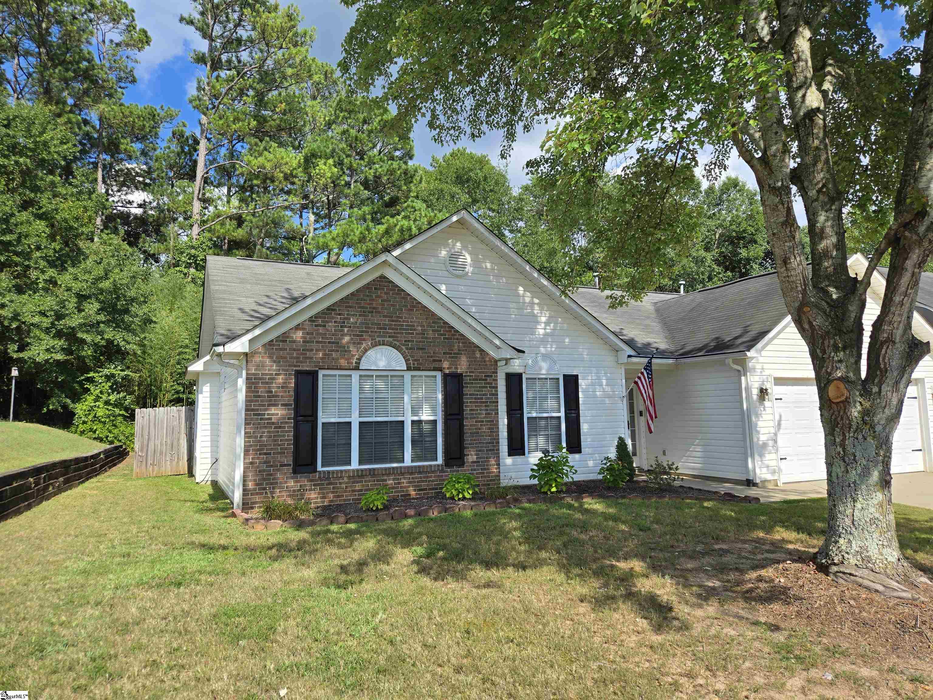 521 Cardinal Woods Way Easley, SC 29642