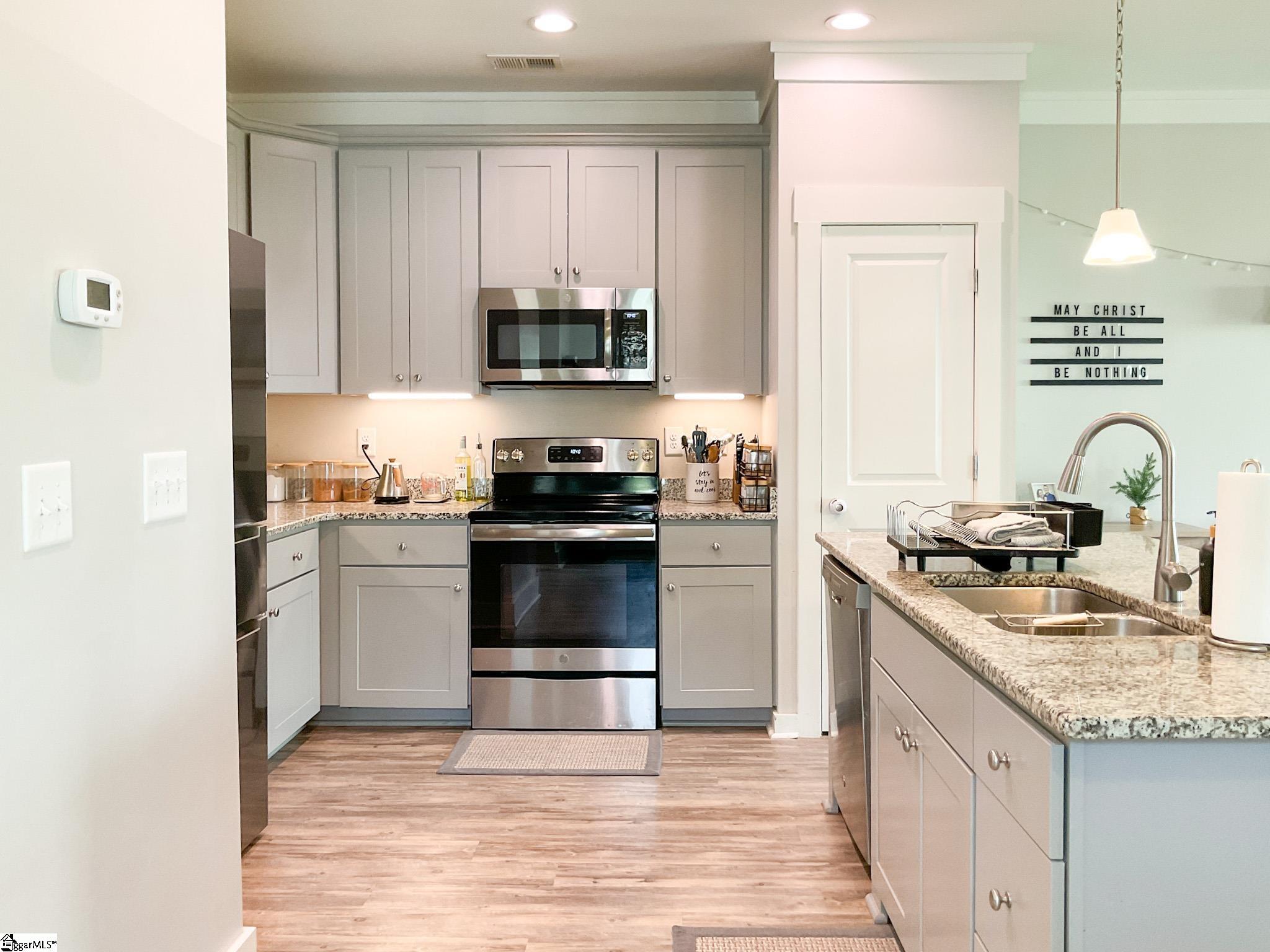 200 Button Willow Street Taylors, SC 29687-3577