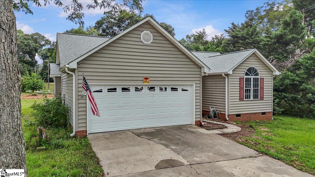 108 Edgewood Street Lyman, SC 29365