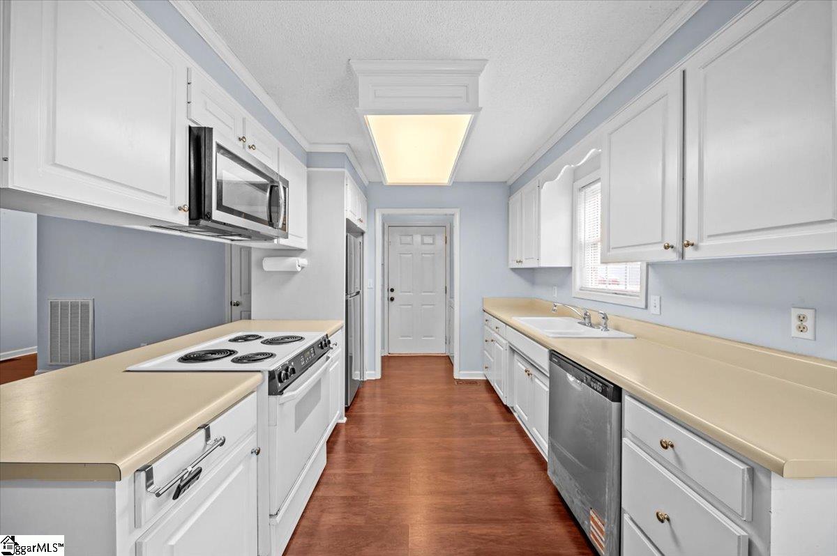 108 Edgewood Street Lyman, SC 29365