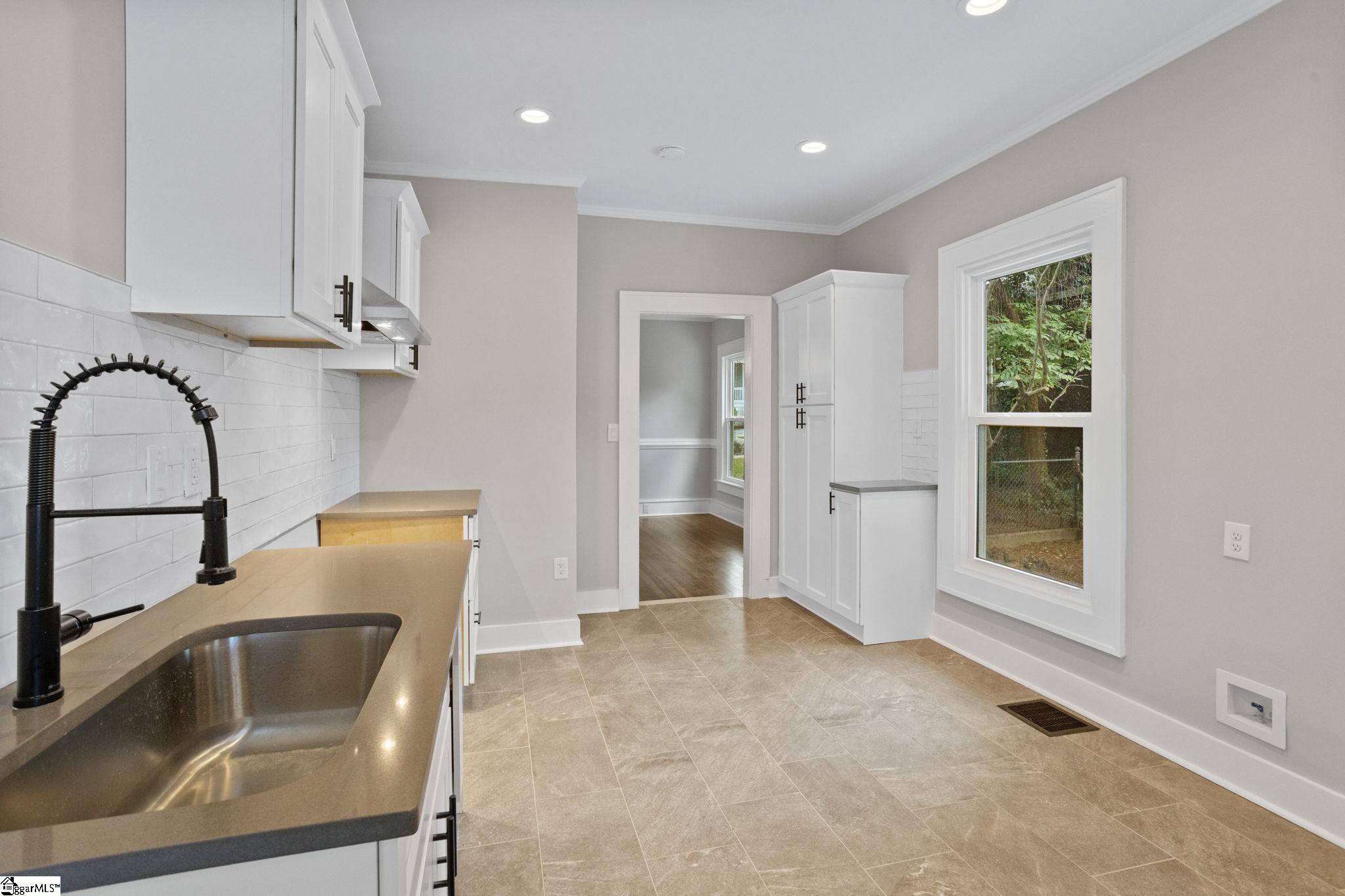 3 Whitsett Street Greenville, SC 29601