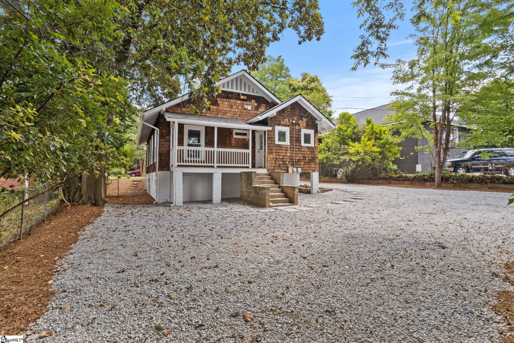 3 Whitsett Street Greenville, SC 29601