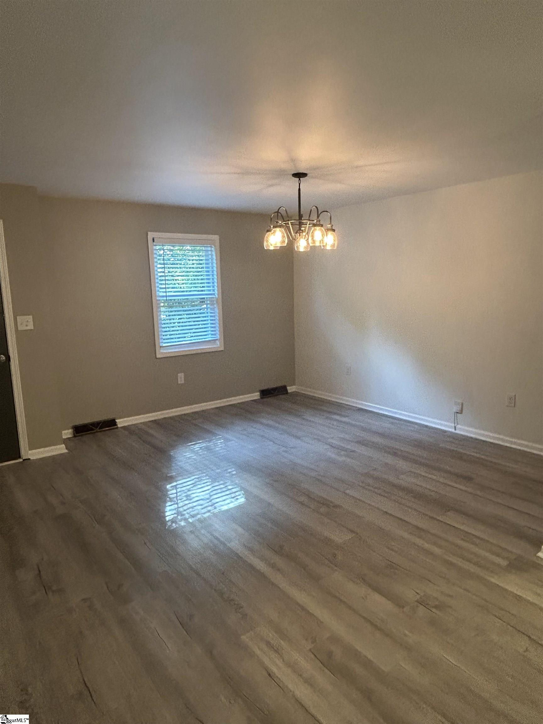 19 Lee Way Taylors, SC 29687