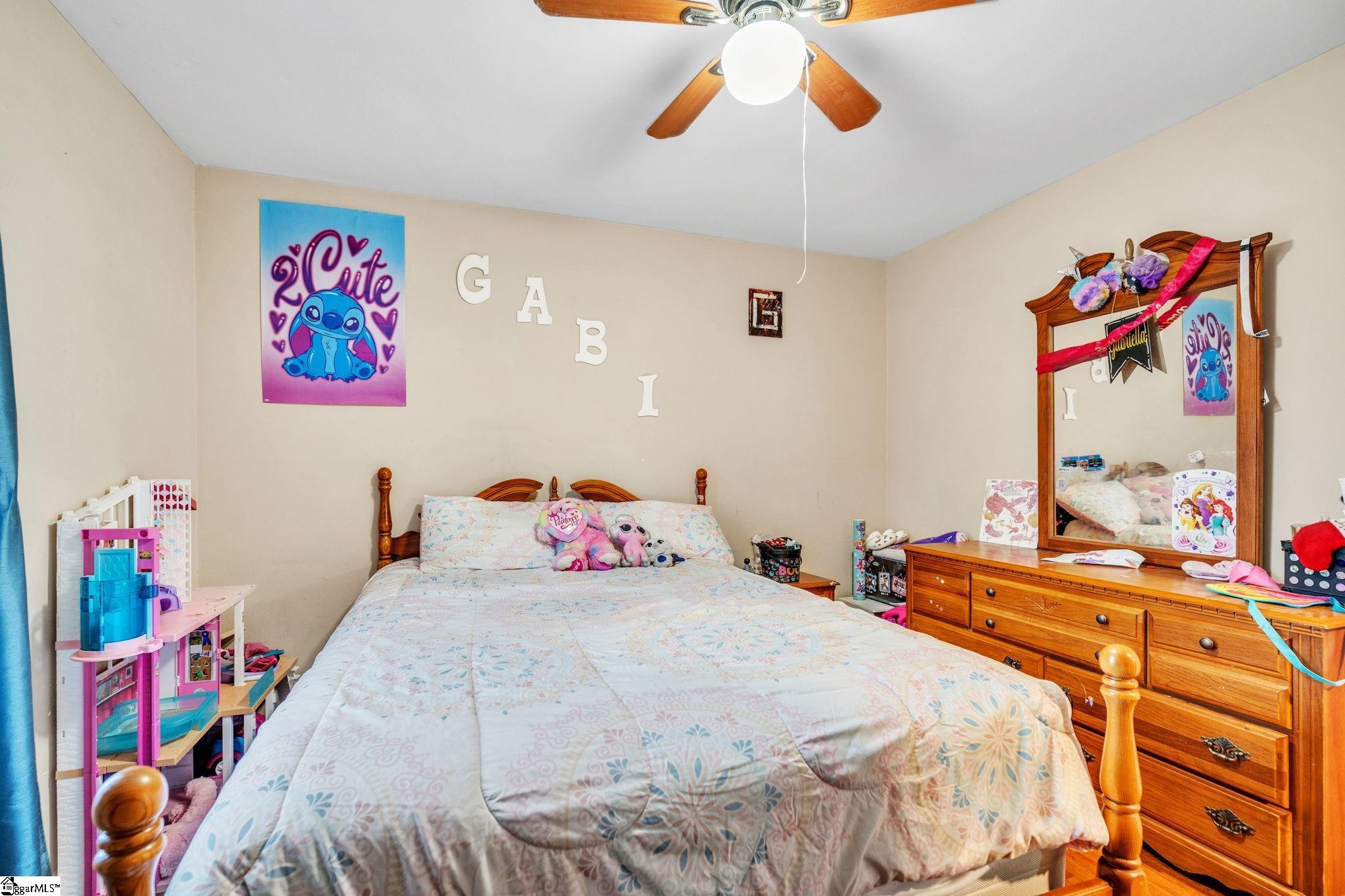 207 Blossom Drive Greenville, SC 29605