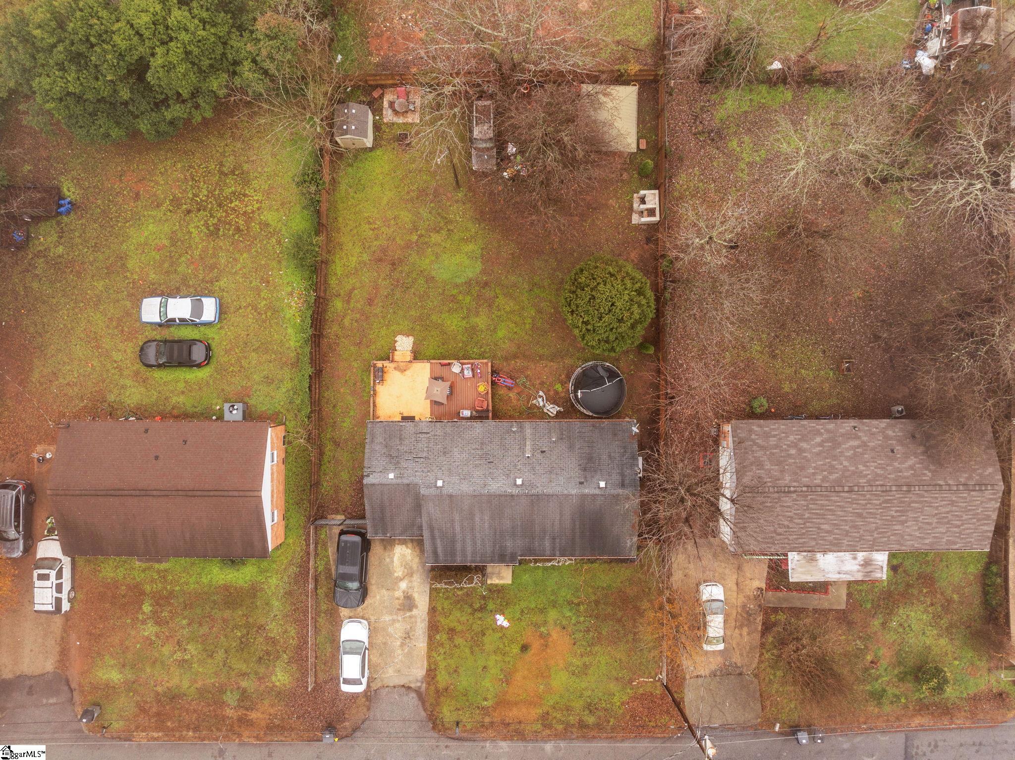207 Blossom Drive Greenville, SC 29605