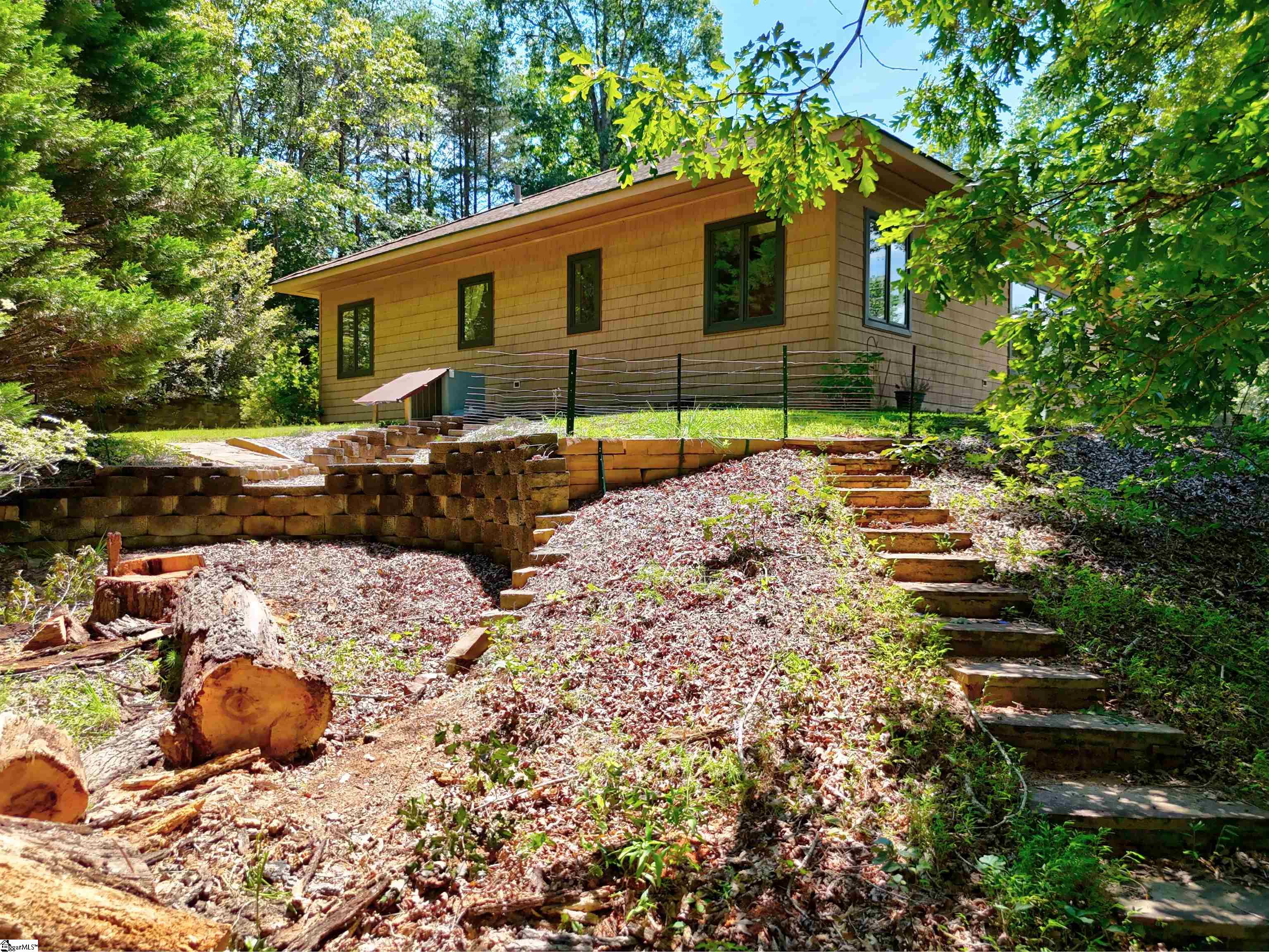 113 Wandering Way Pickens, SC 29671