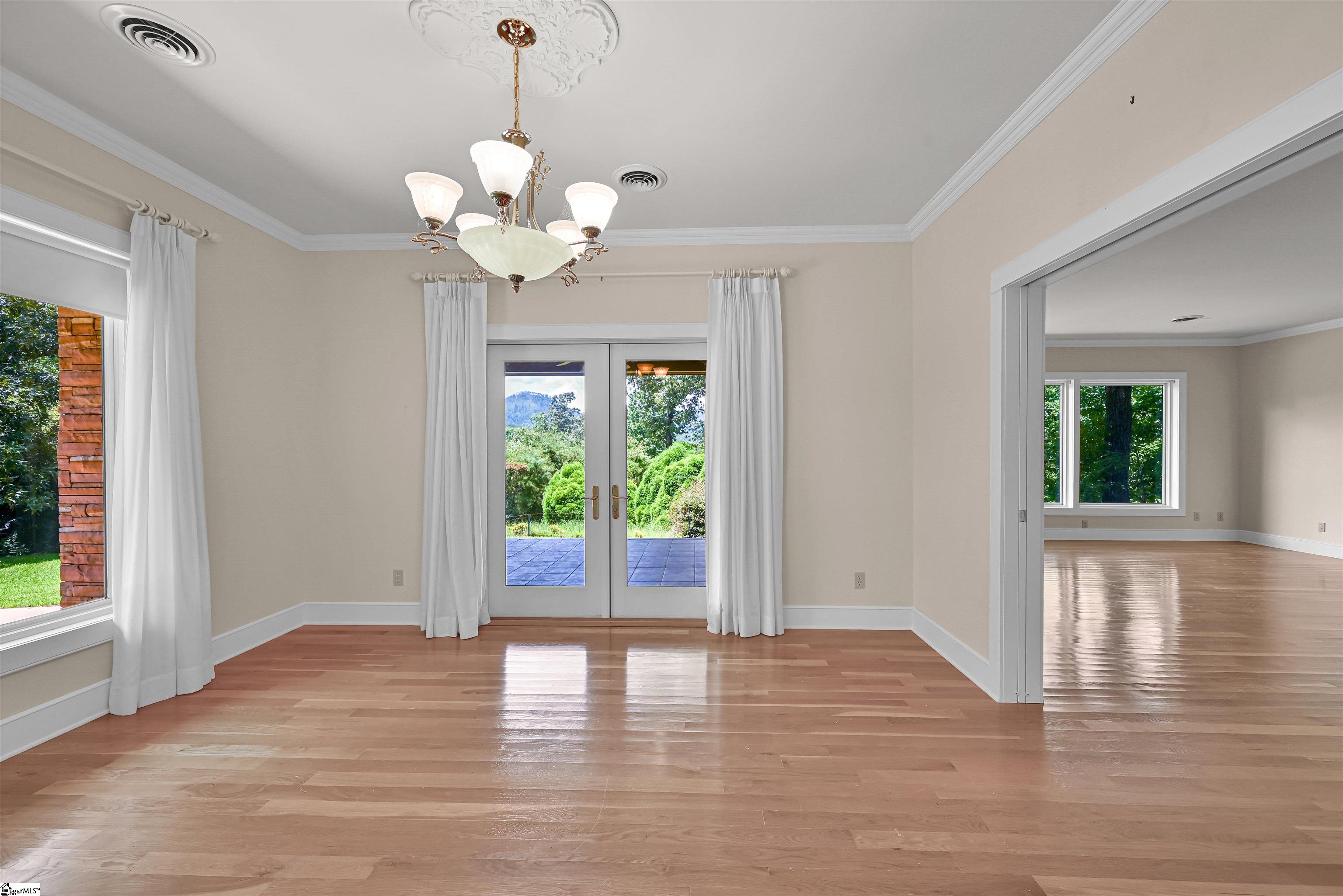 113 Wandering Way Pickens, SC 29671