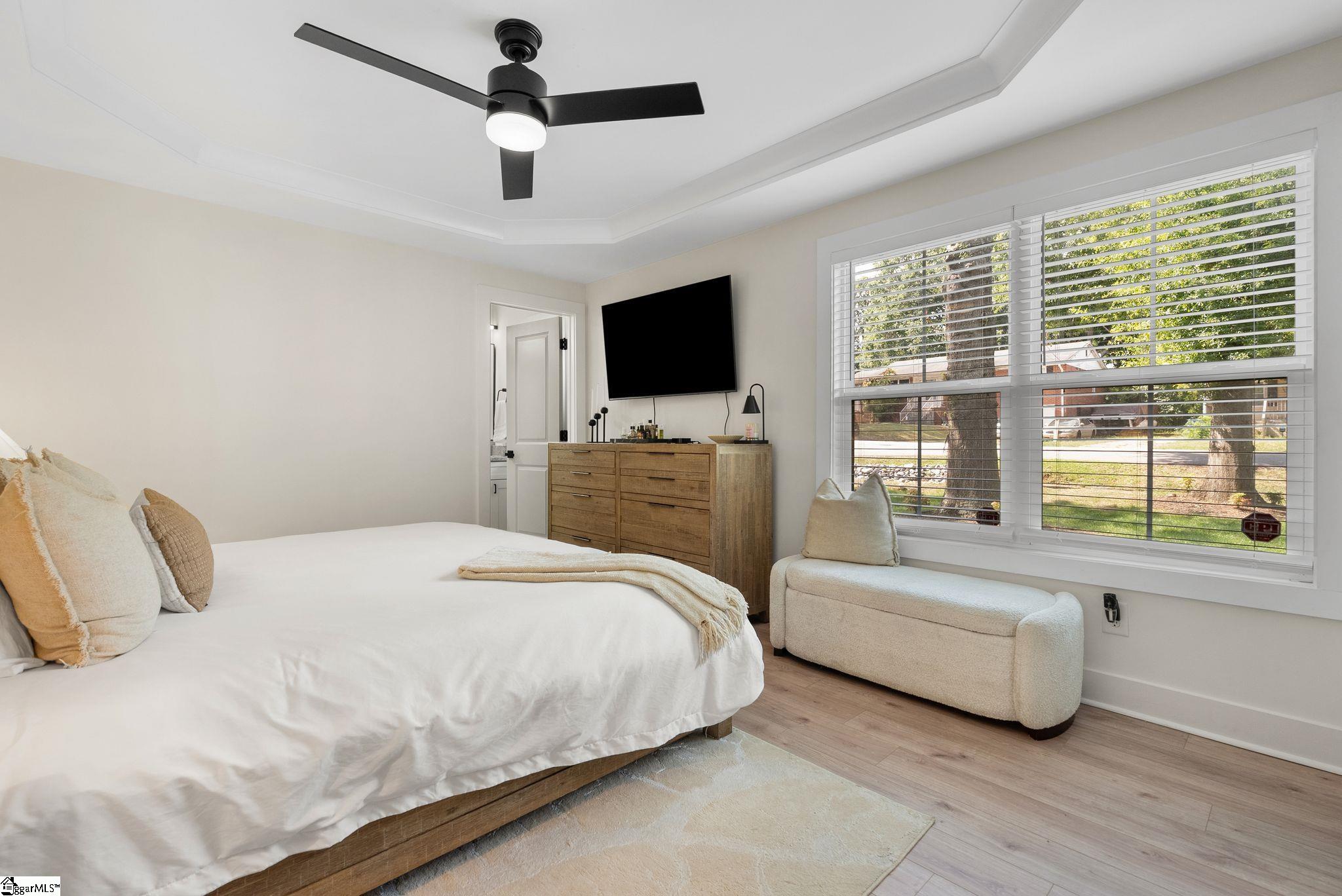29 Collinson Road Greenville, SC 29605
