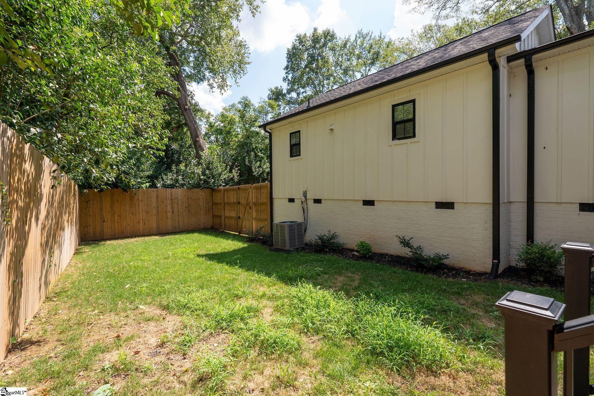 29 Collinson Road Greenville, SC 29605