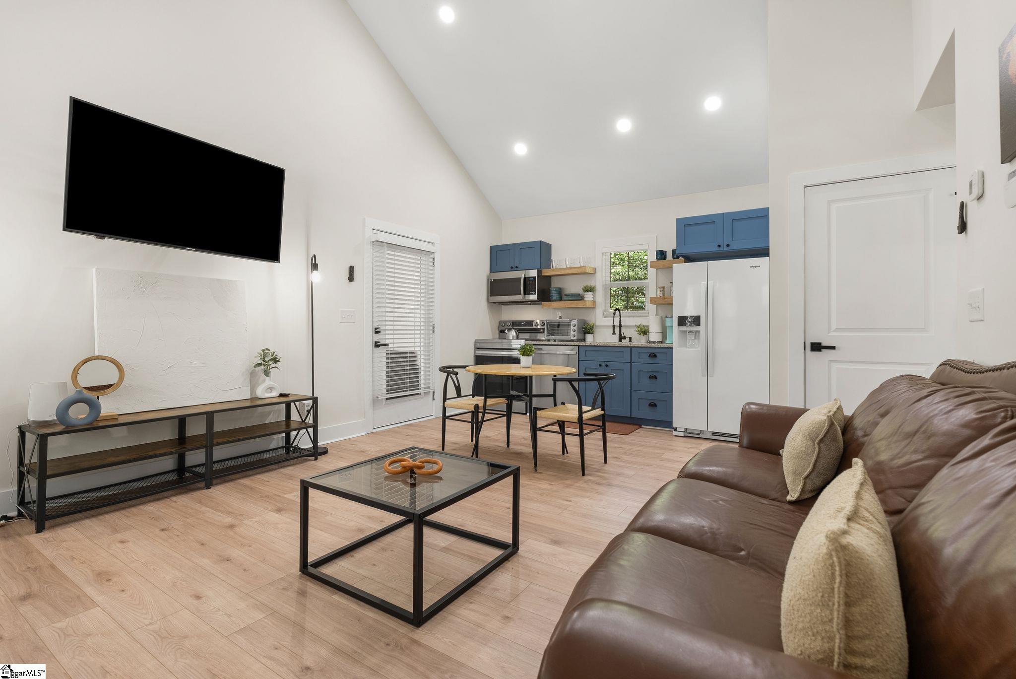 29 Collinson Road Greenville, SC 29605