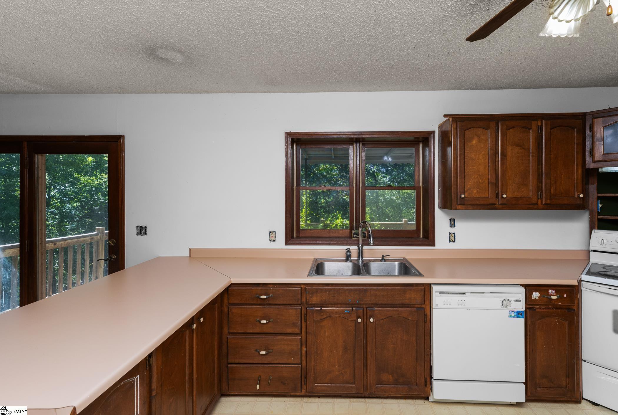 161 Overlook Drive Pickens, SC 29671