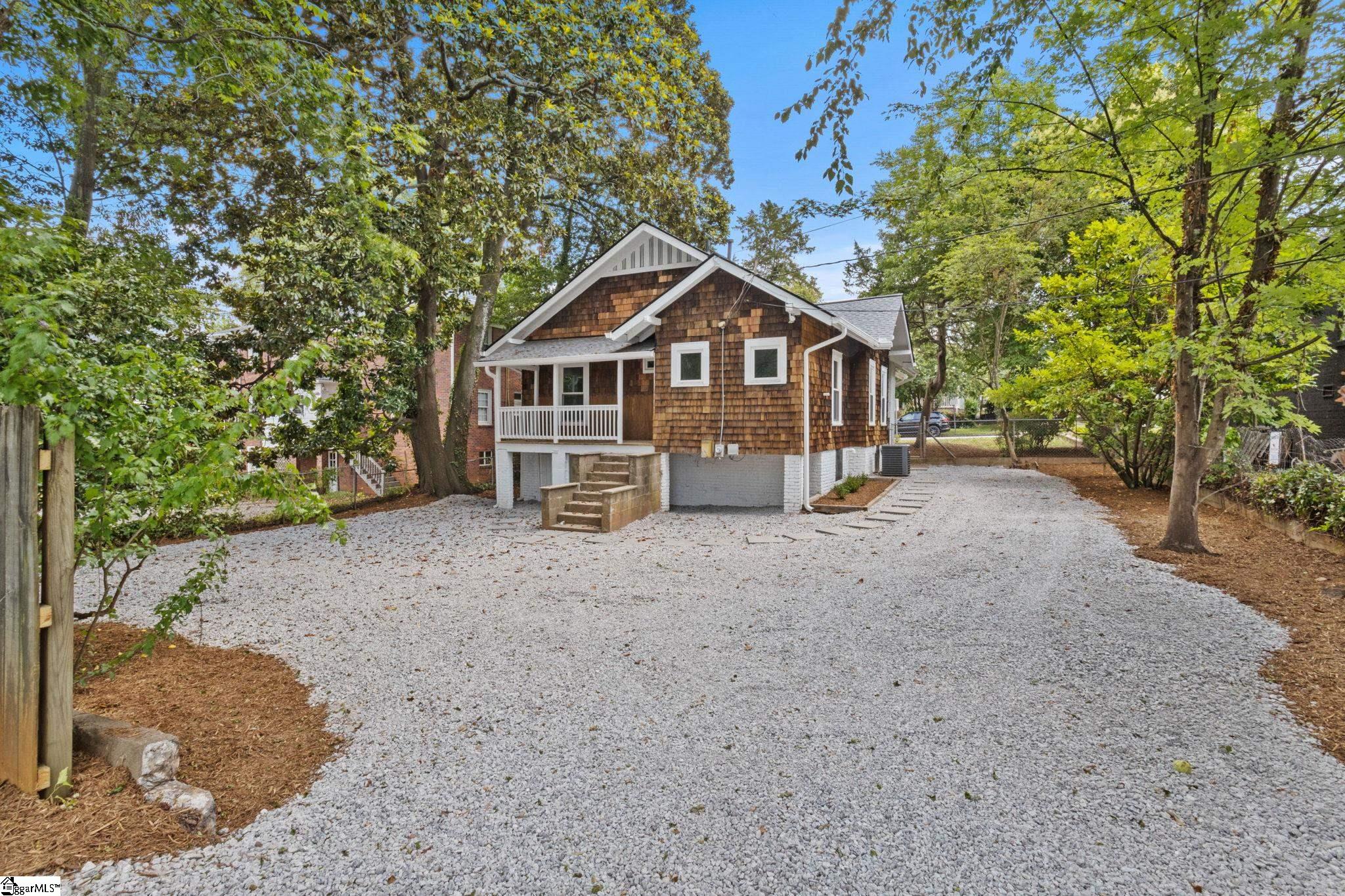 3 Whitsett Street Greenville, SC 29601