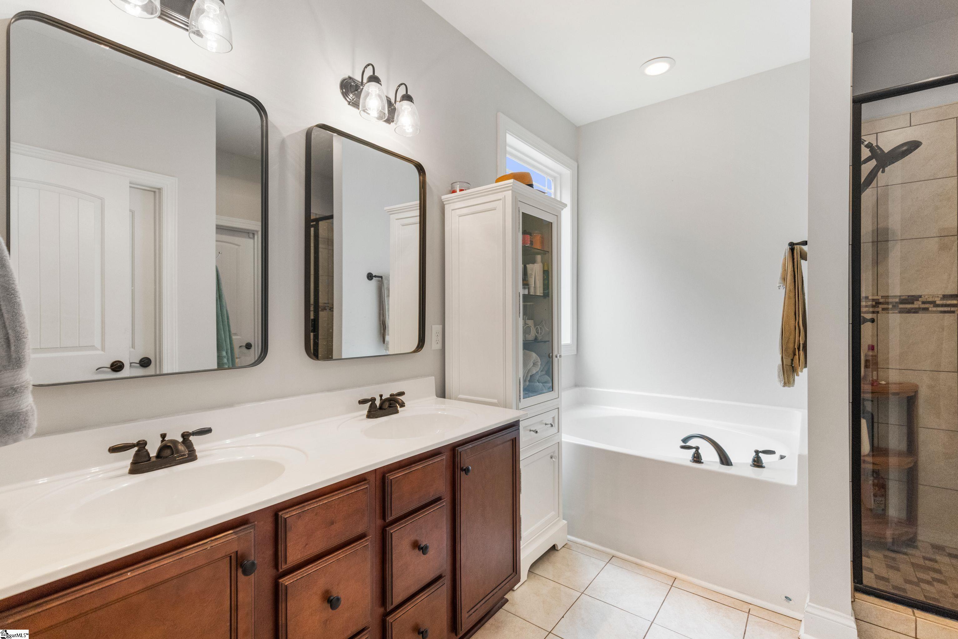 411 W Sundance Drive Easley, SC 29642