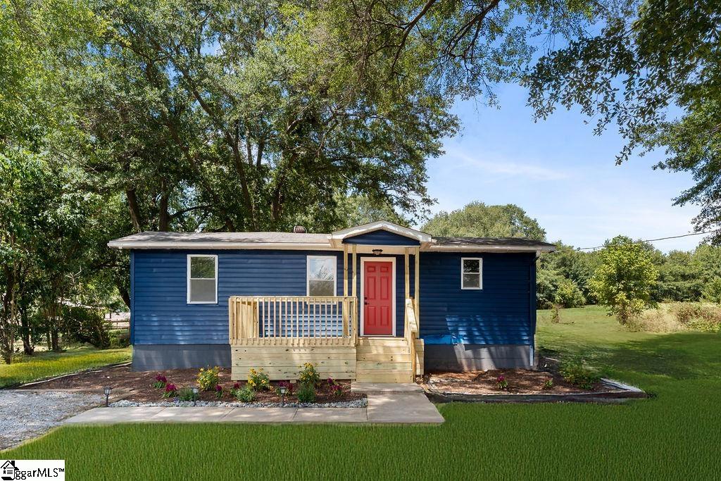 17 Montgomery Road Lyman, SC 29365