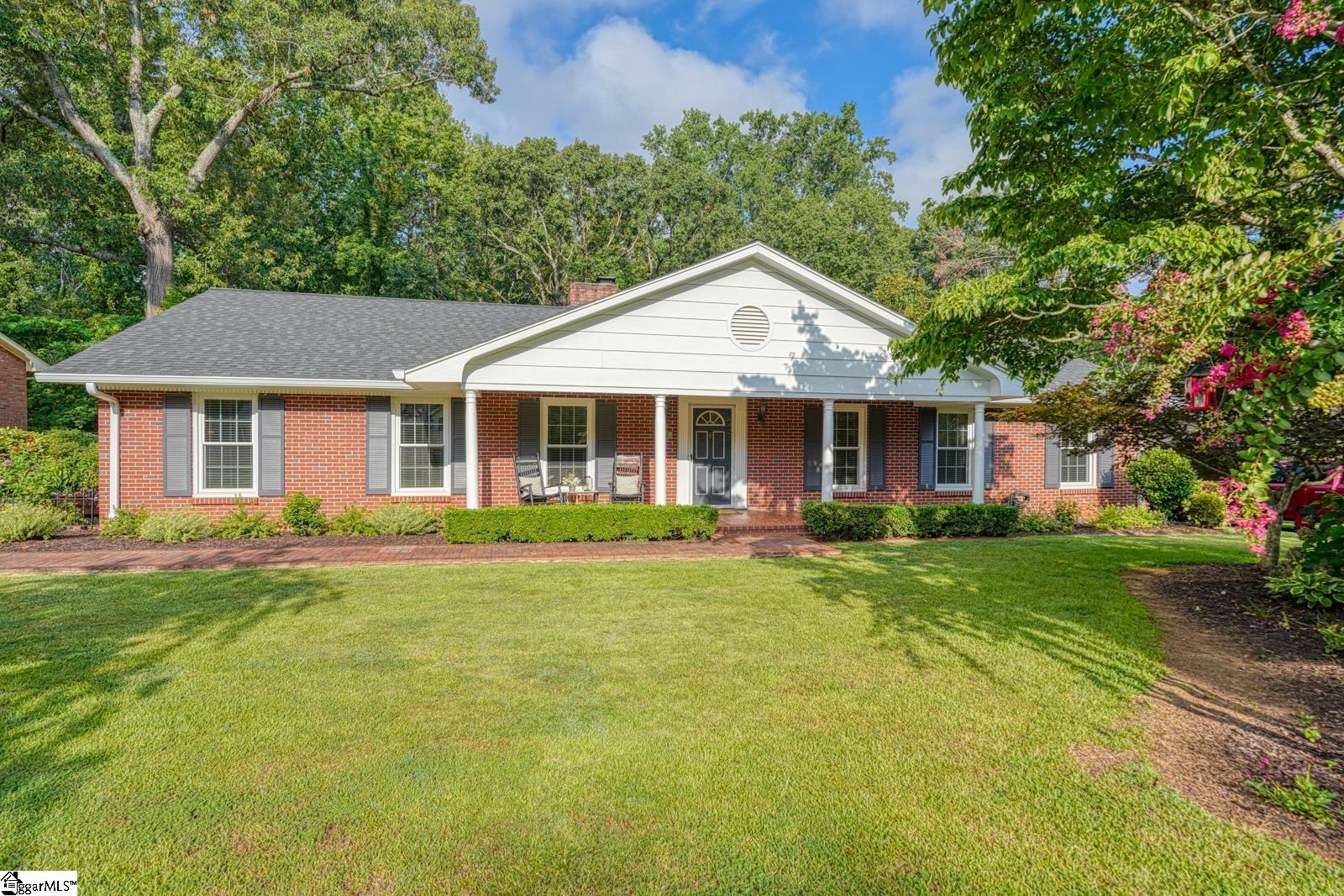 302 Holly Drive Spartanburg, SC 29601