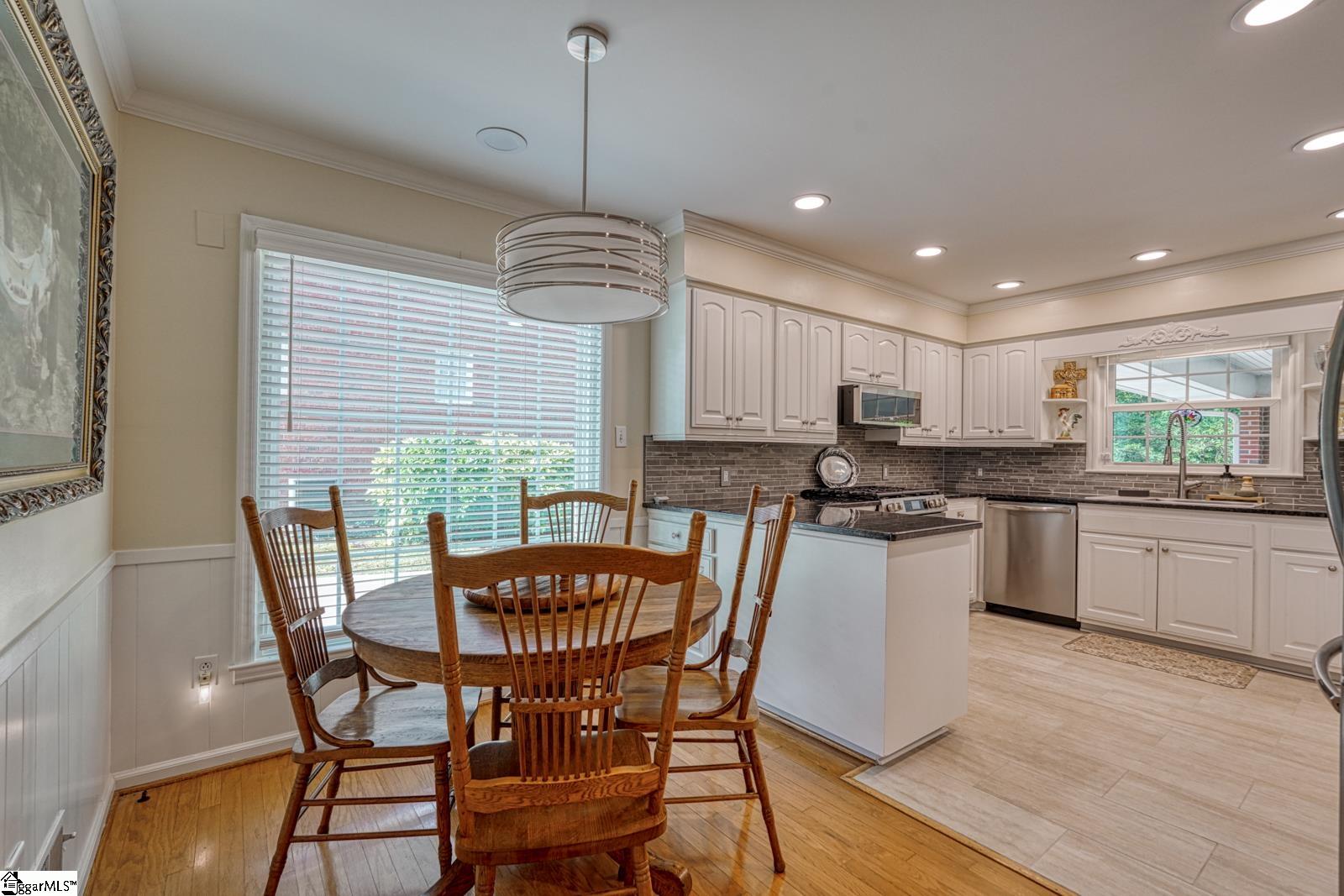 302 Holly Drive Spartanburg, SC 29601