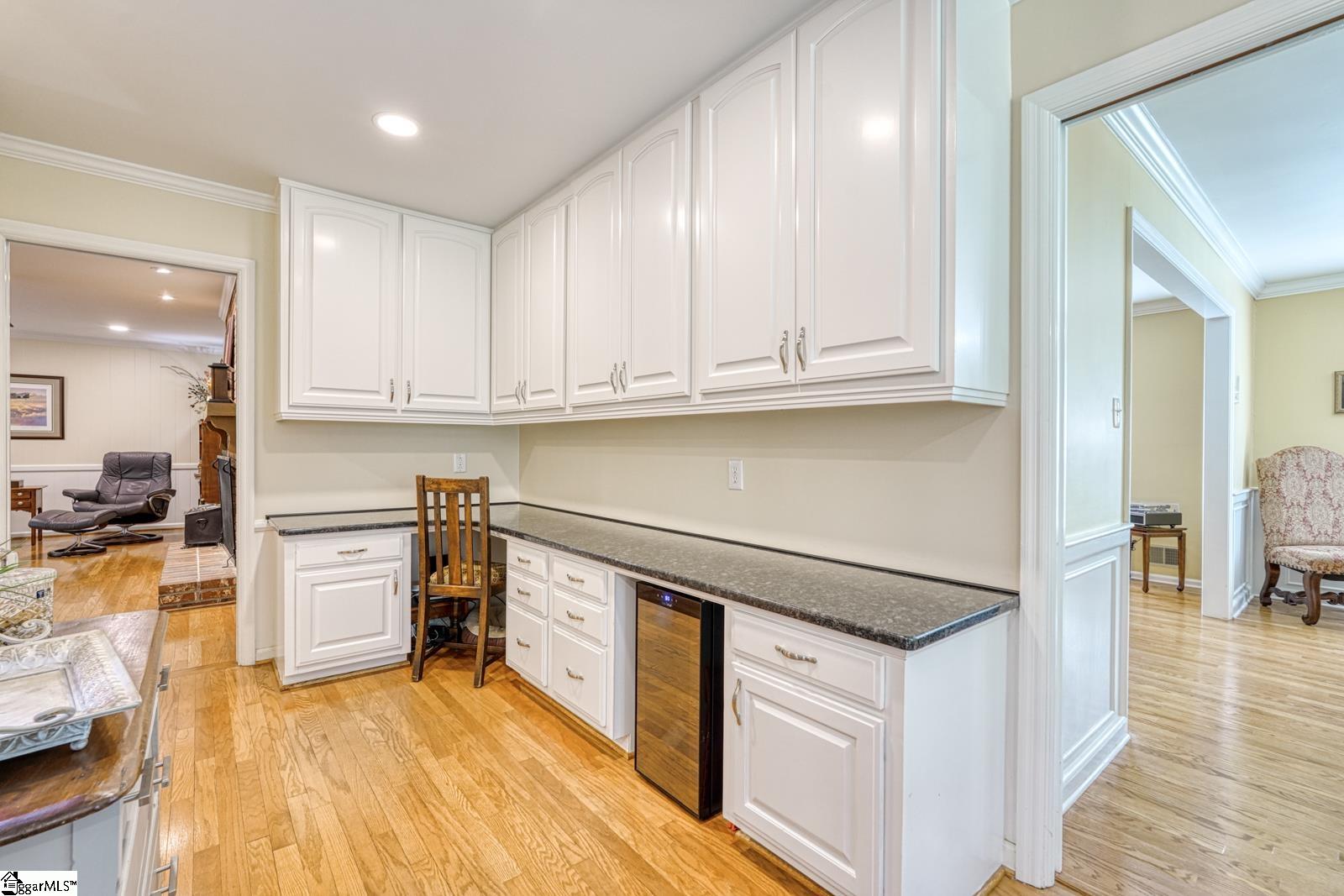 302 Holly Drive Spartanburg, SC 29601