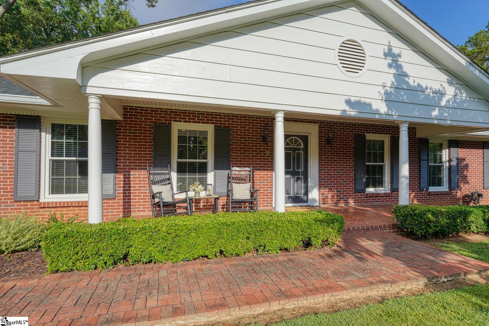 302 Holly Drive Spartanburg, SC 29601