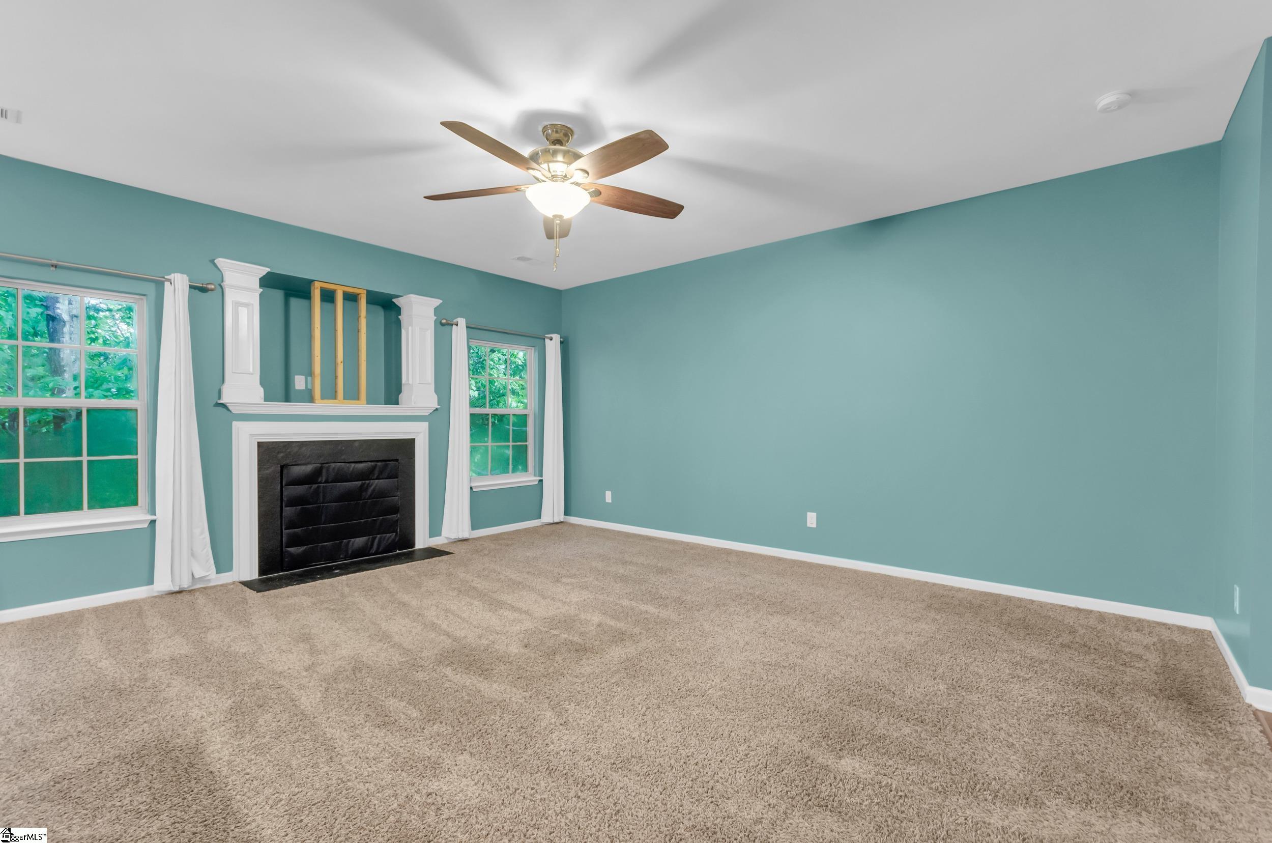 512 Riverdale Road Simpsonville, SC 29680