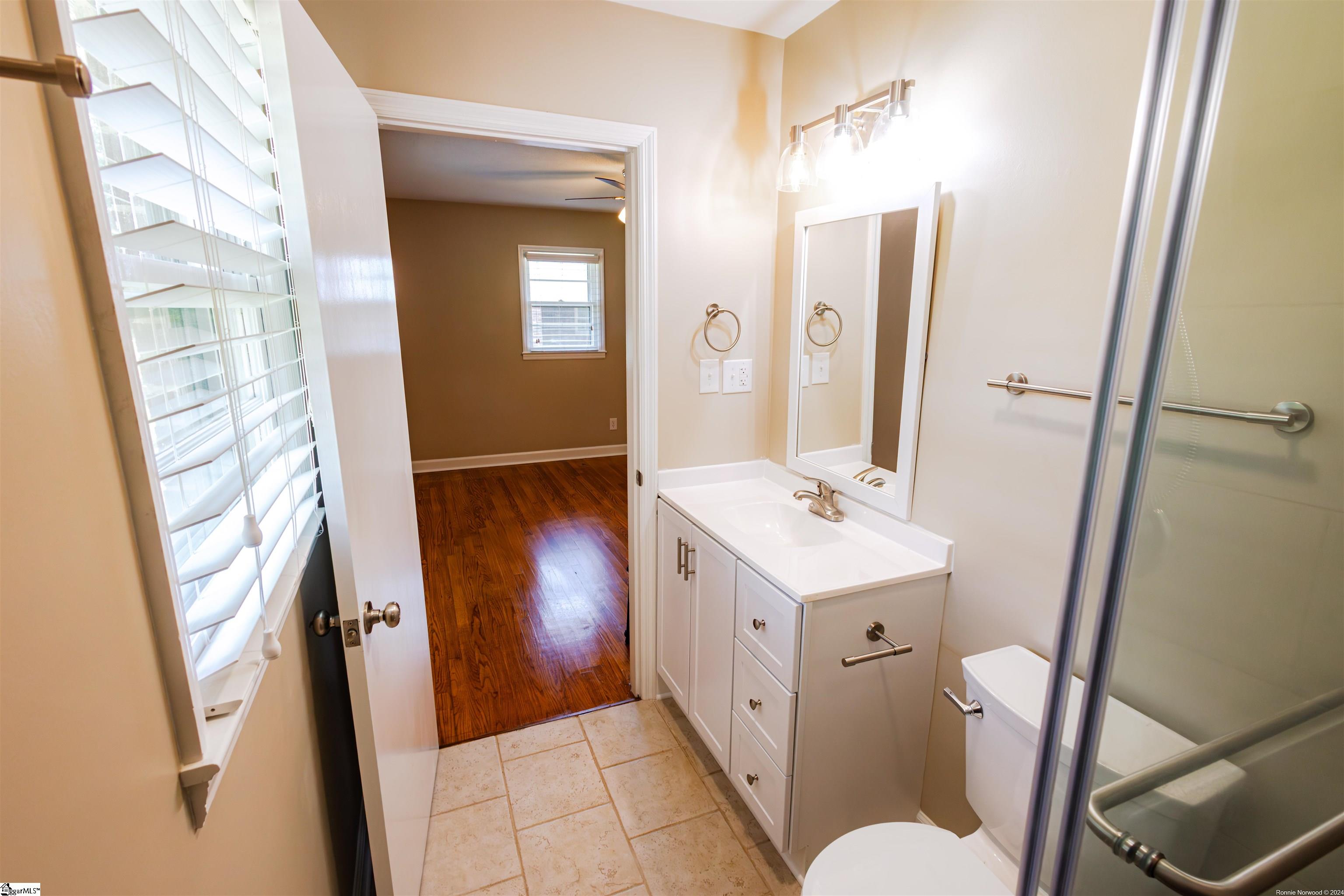 114 Woodbine Terrace Spartanburg, SC 29301