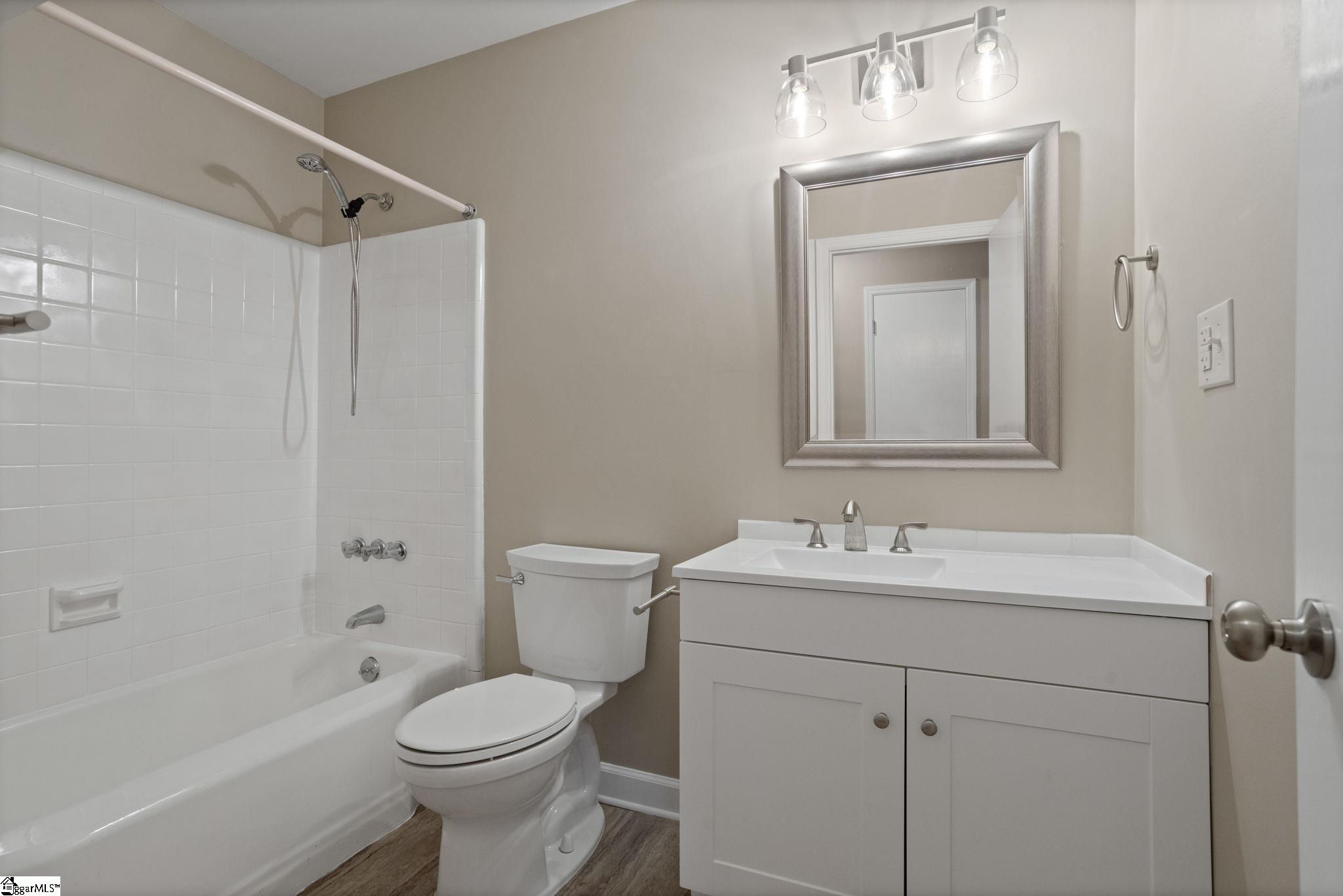 114 Woodbine Terrace Spartanburg, SC 29301
