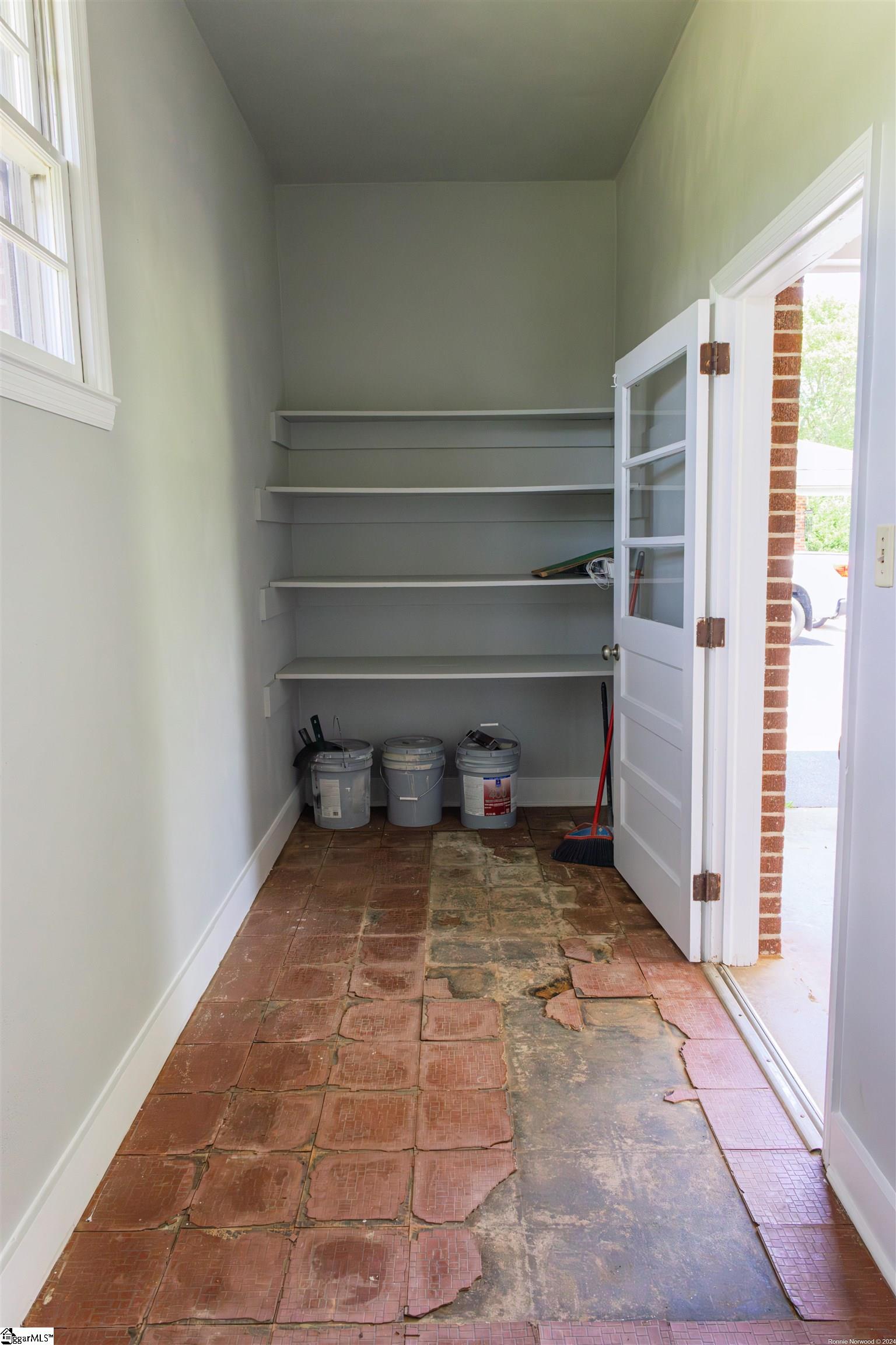 114 Woodbine Terrace Spartanburg, SC 29301