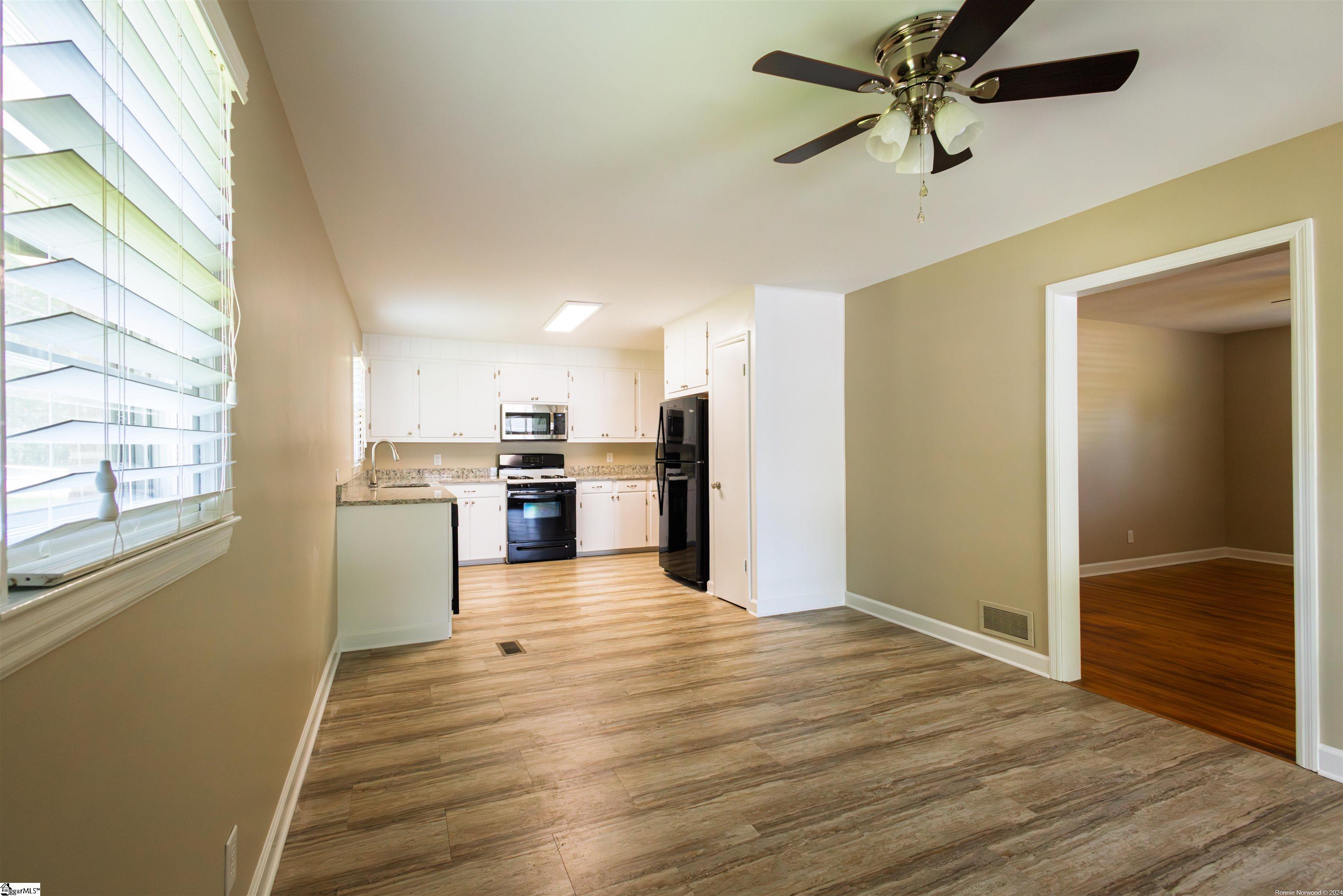 114 Woodbine Terrace Spartanburg, SC 29301