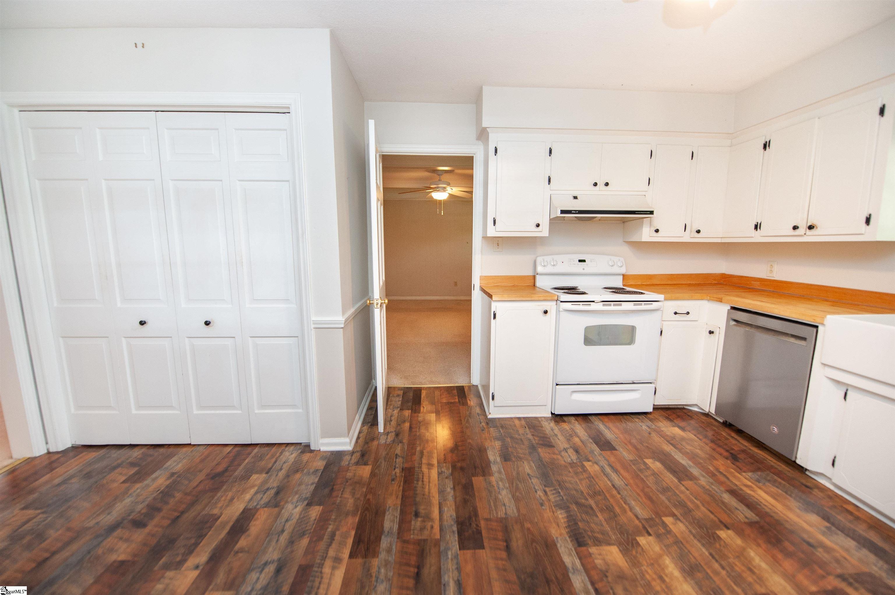 459 Ransdell Drive Spartanburg, SC 29307