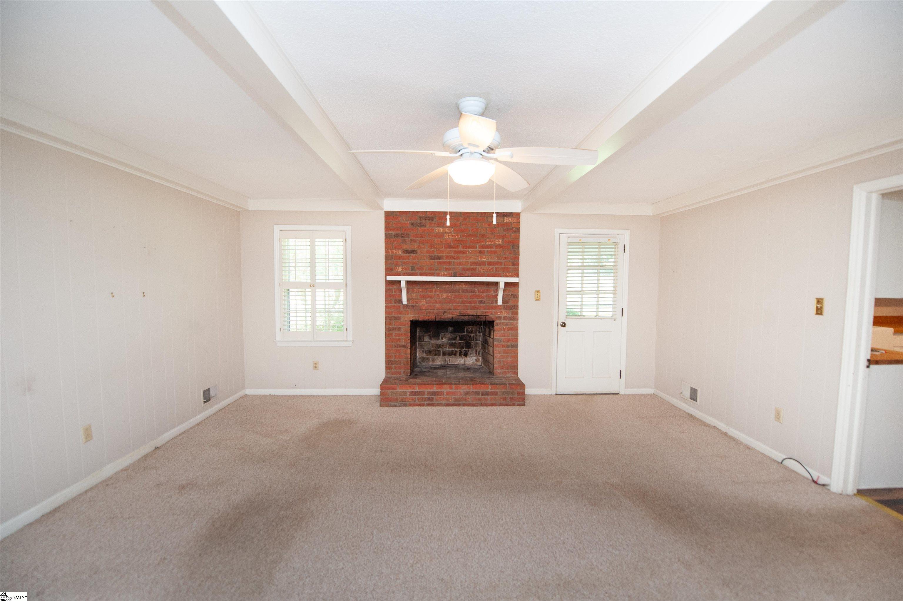 459 Ransdell Drive Spartanburg, SC 29307
