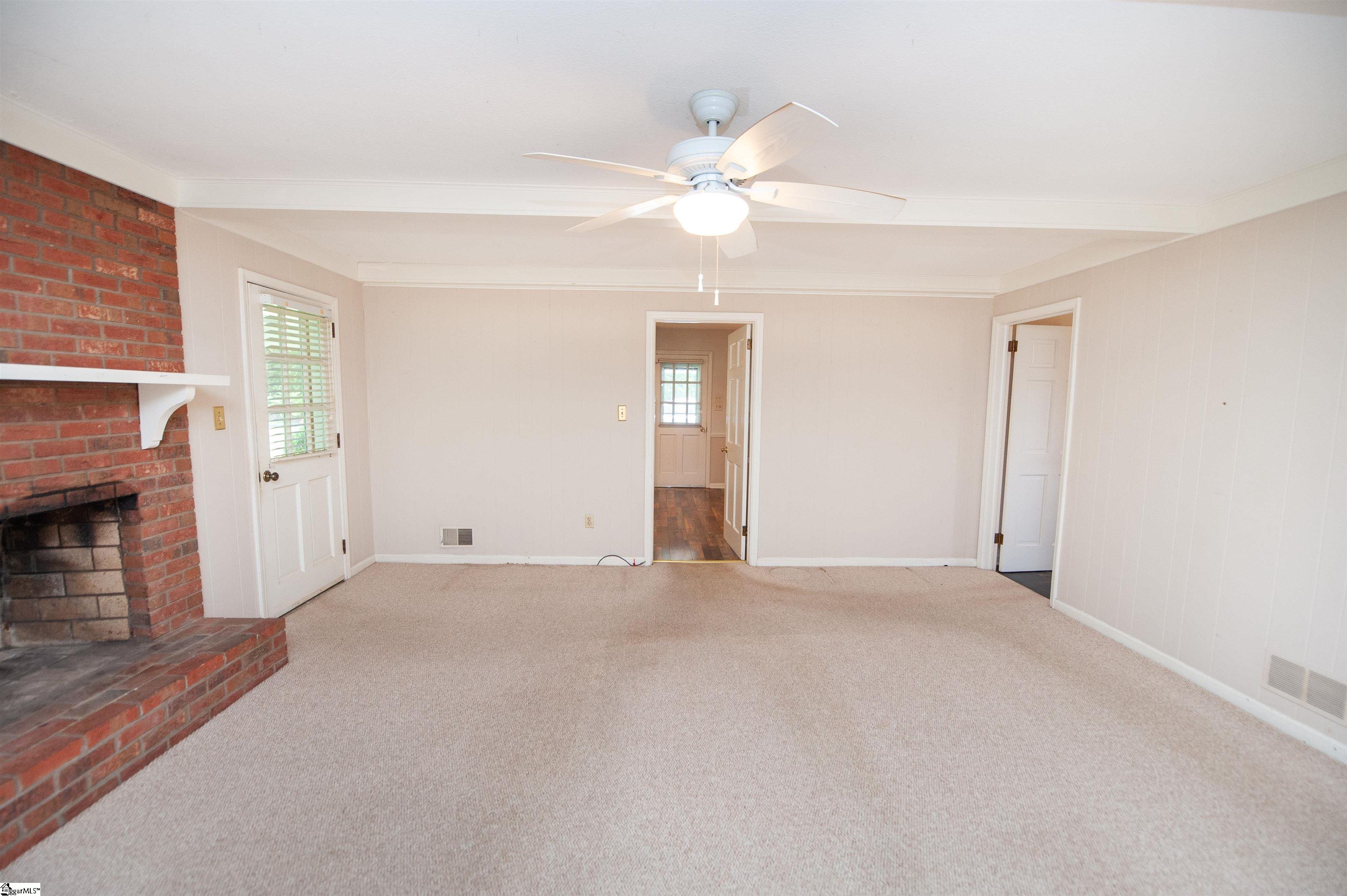 459 Ransdell Drive Spartanburg, SC 29307