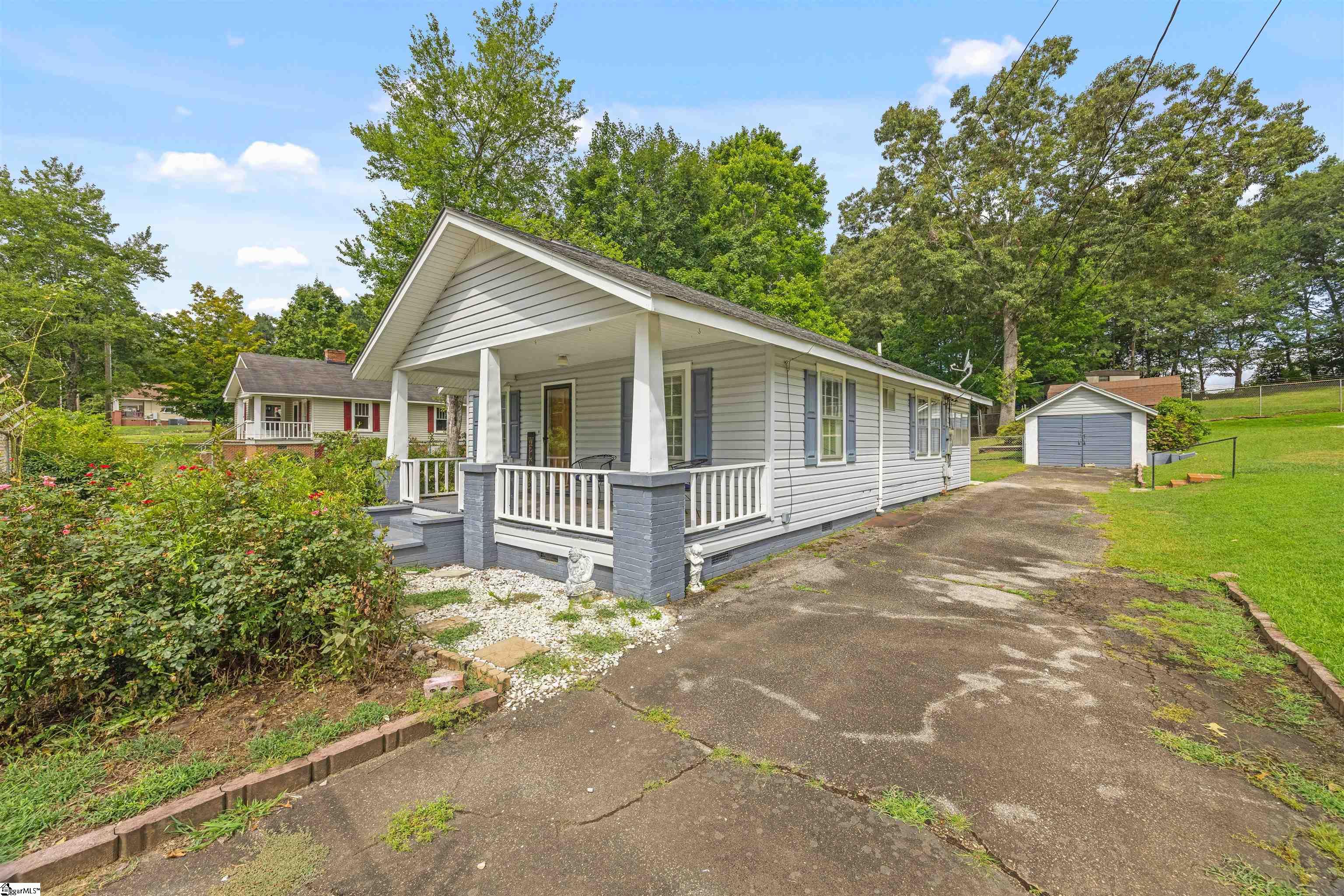 702 Slater Road Marietta, SC 29661