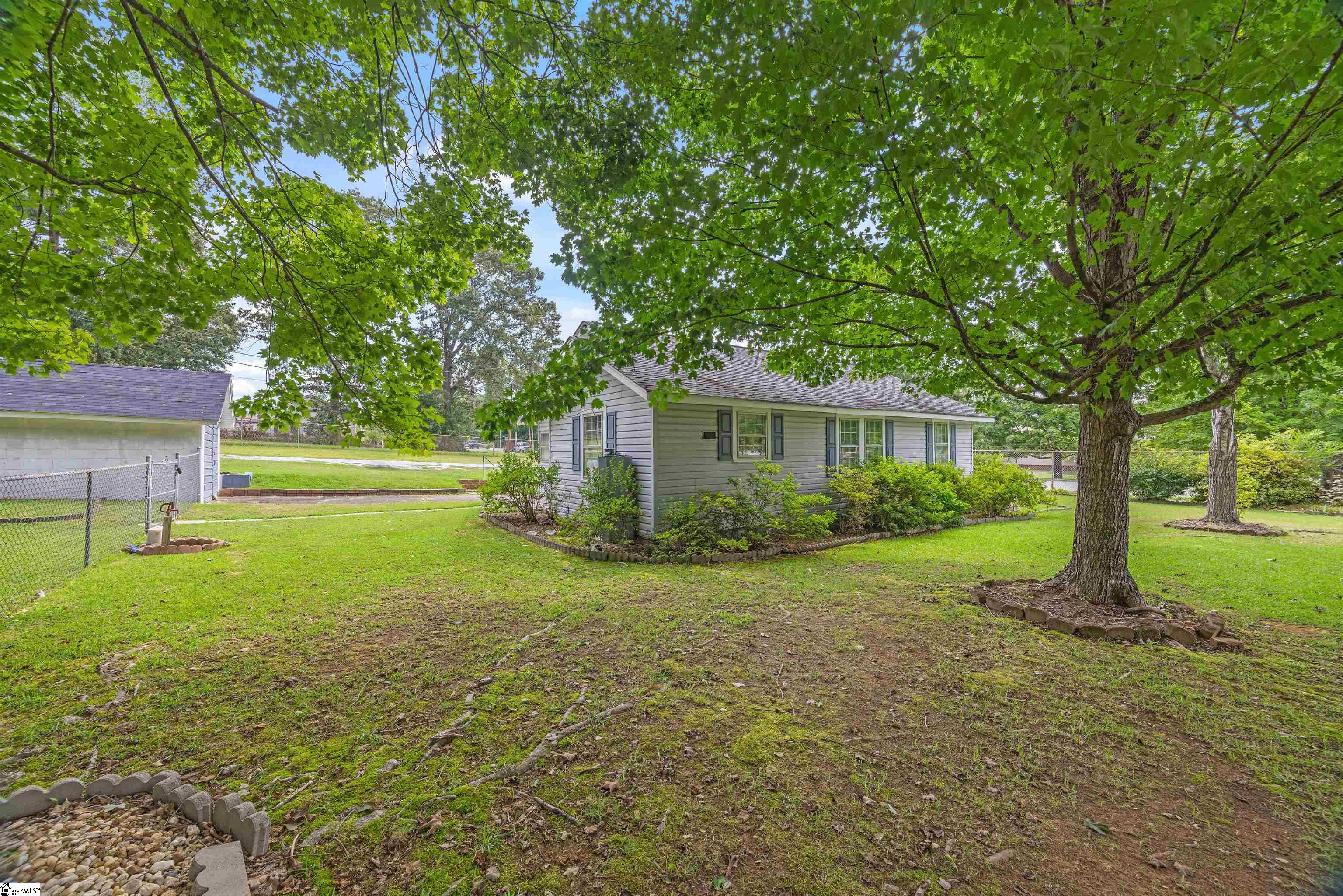 702 Slater Road Marietta, SC 29661