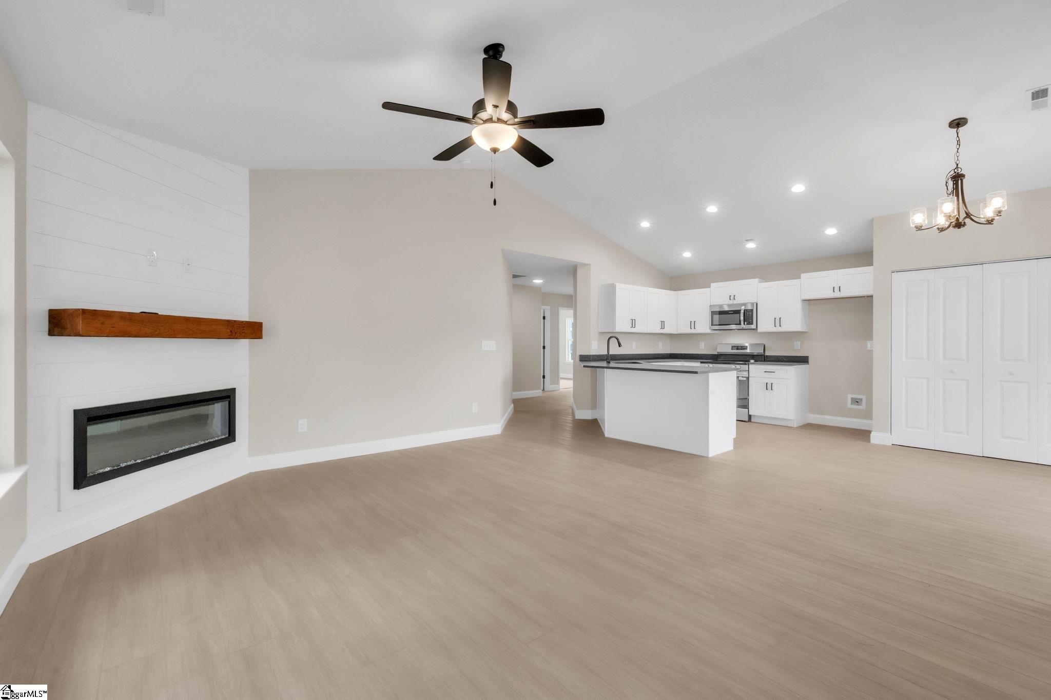 221 Upper Beaver Creek Drive Moore, SC 29369