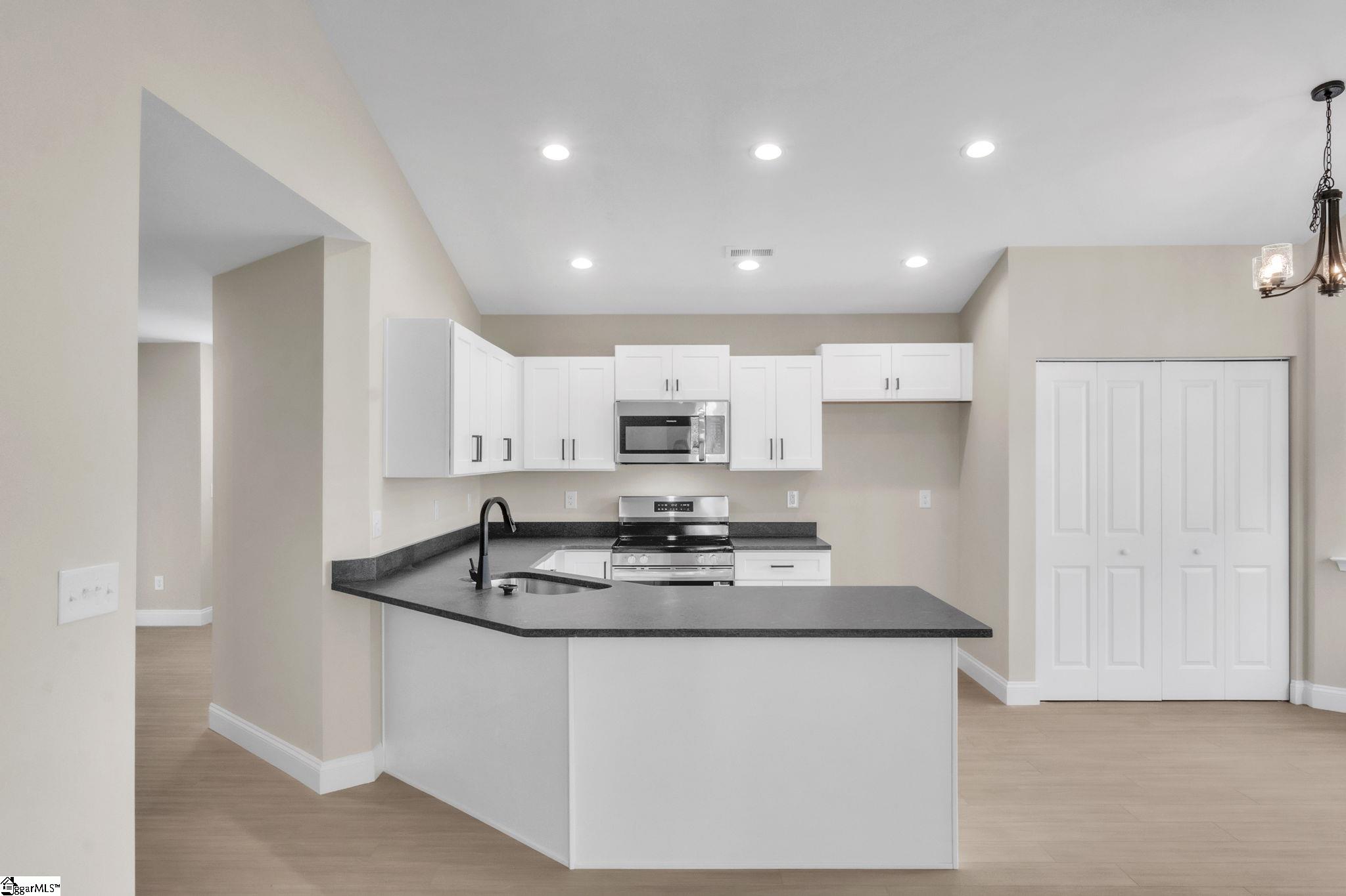 221 Upper Beaver Creek Drive Moore, SC 29369