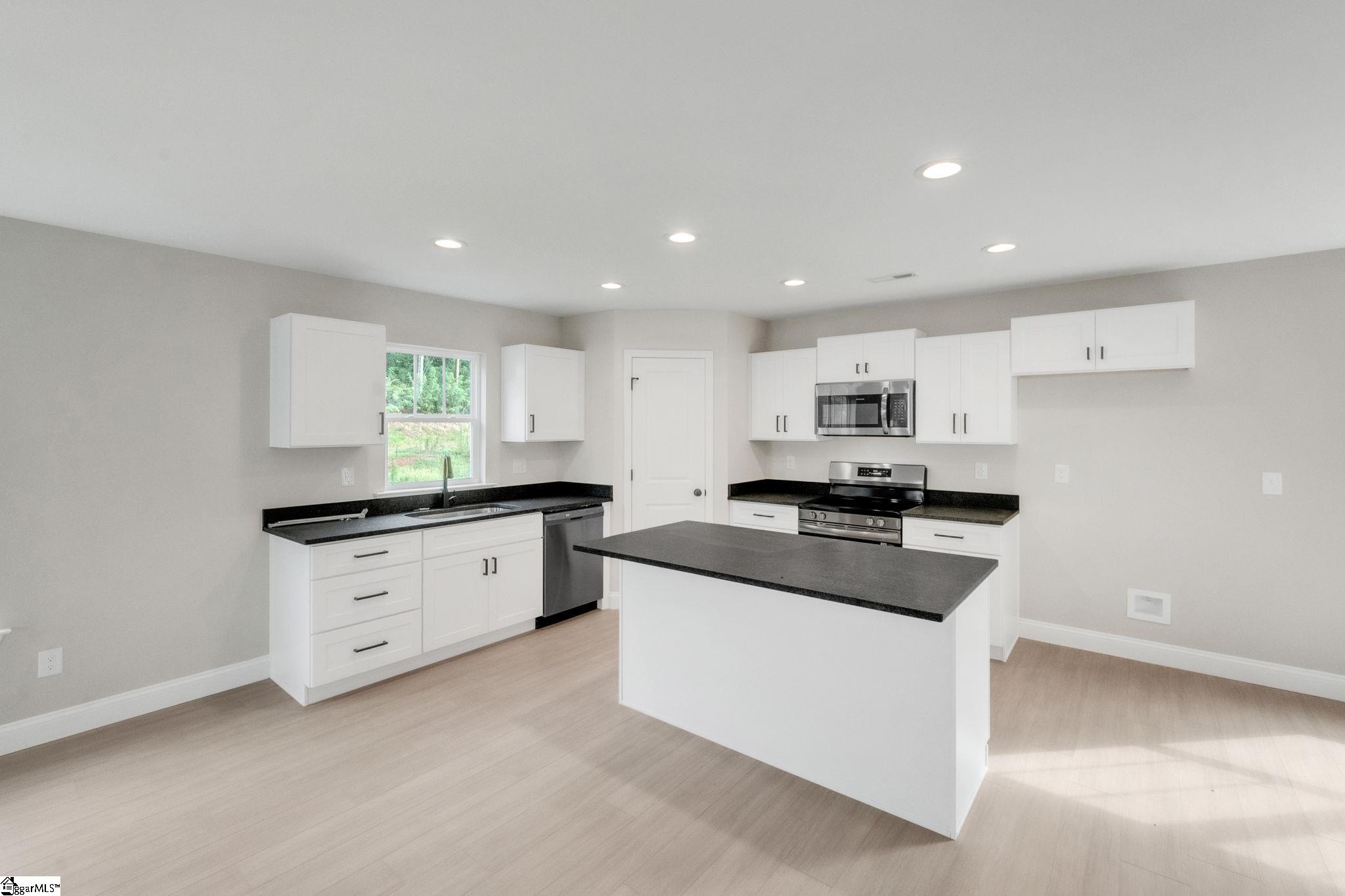 225 Upper Beaver Creek Drive Moore, SC 29369