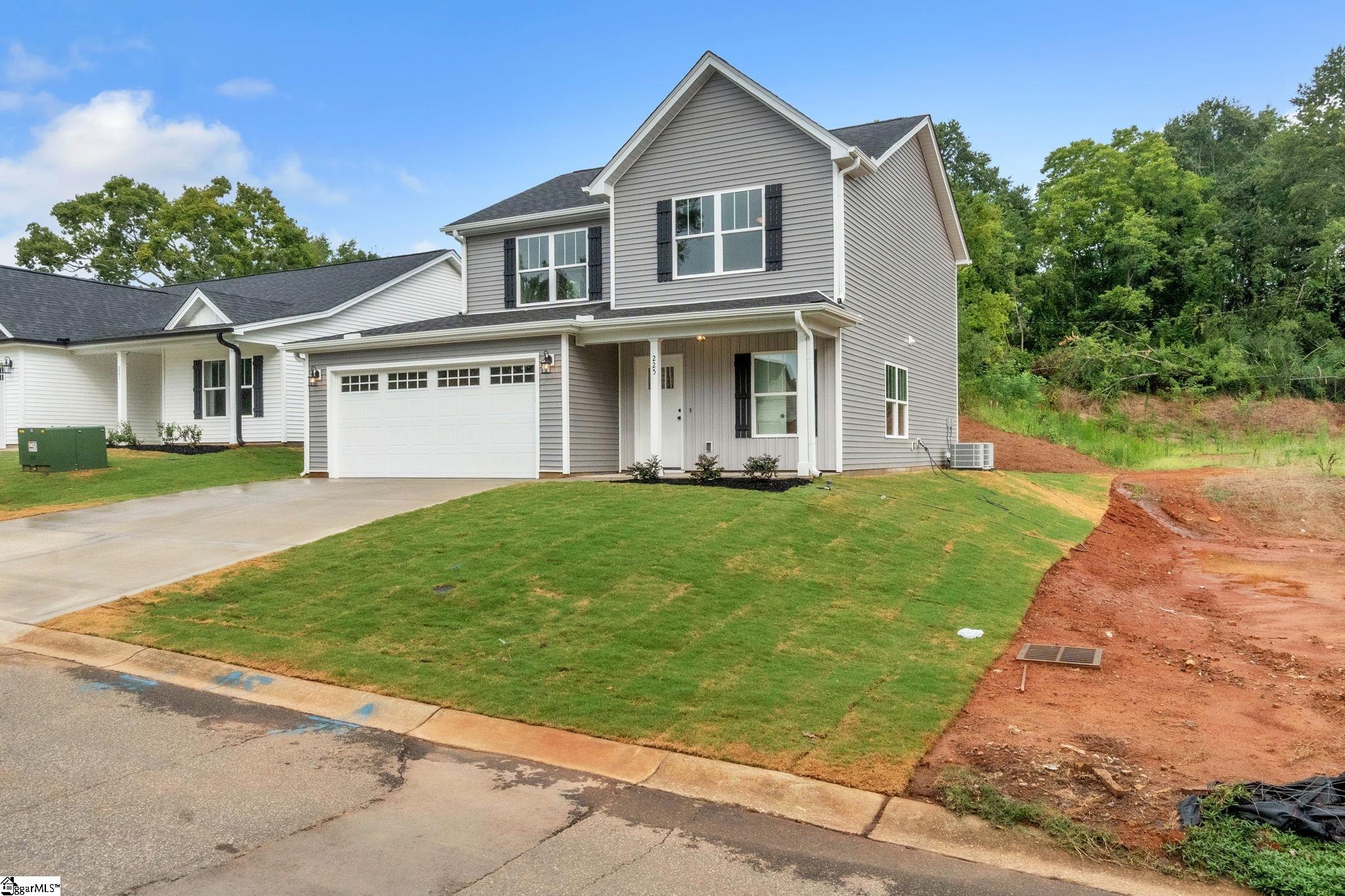 225 Upper Beaver Creek Drive Moore, SC 29369