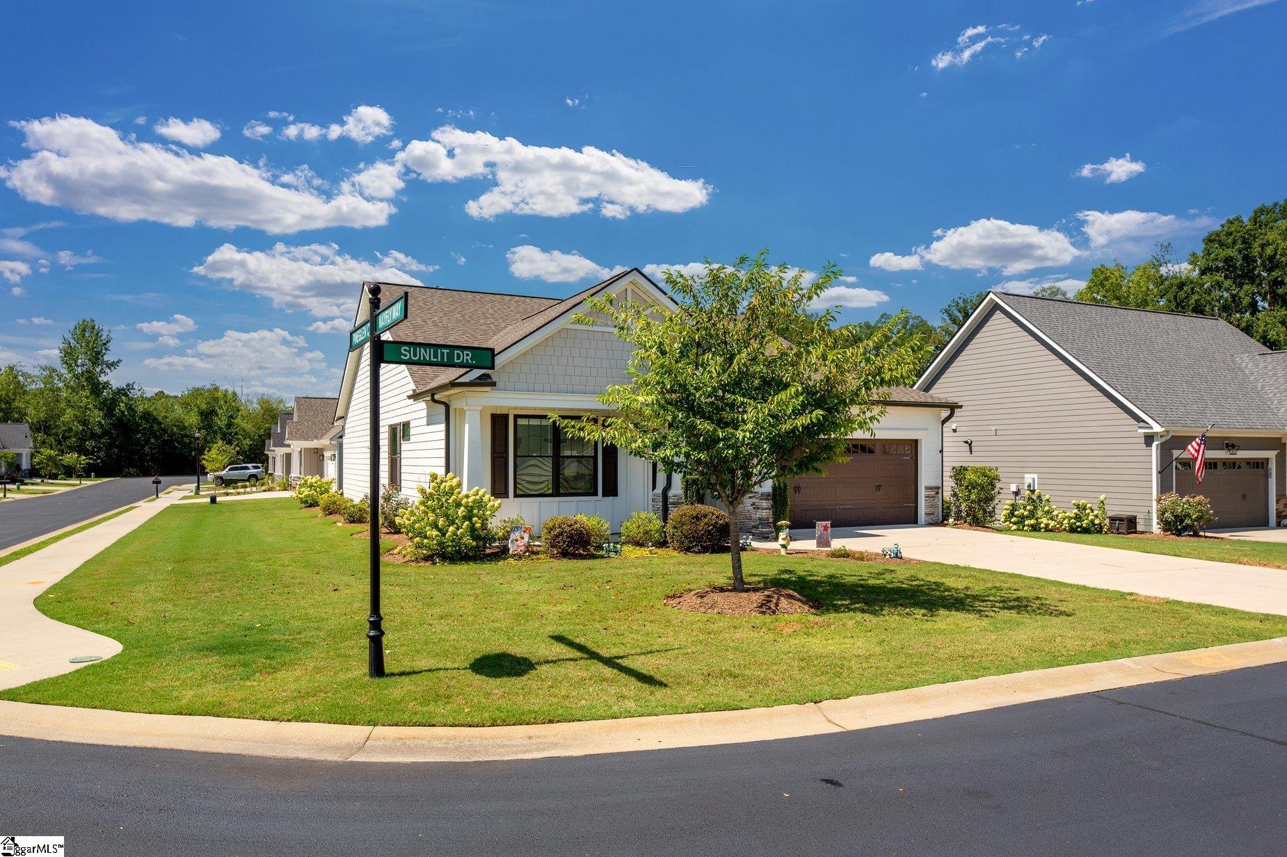 124 Sunlit Drive Simpsonville, SC 29680
