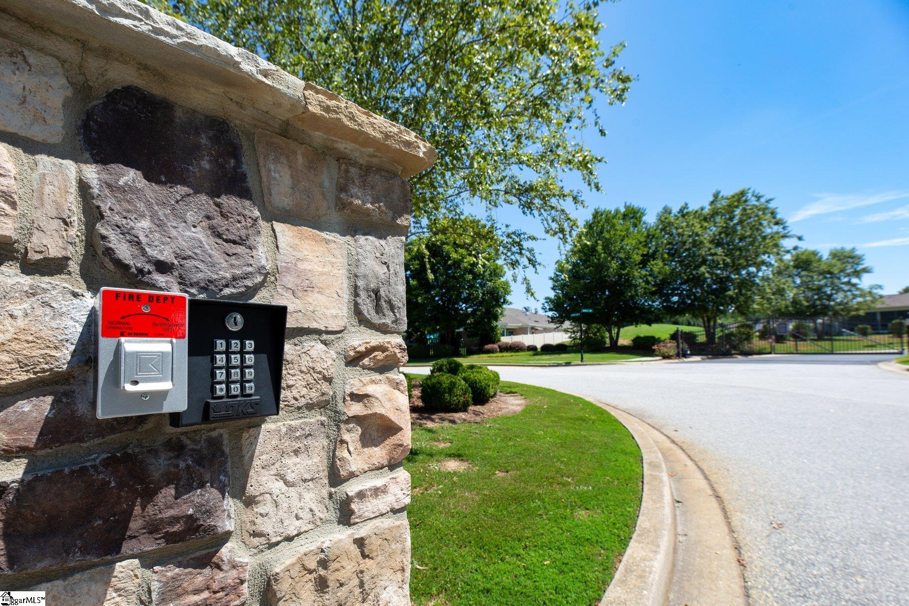 124 Sunlit Drive Simpsonville, SC 29680
