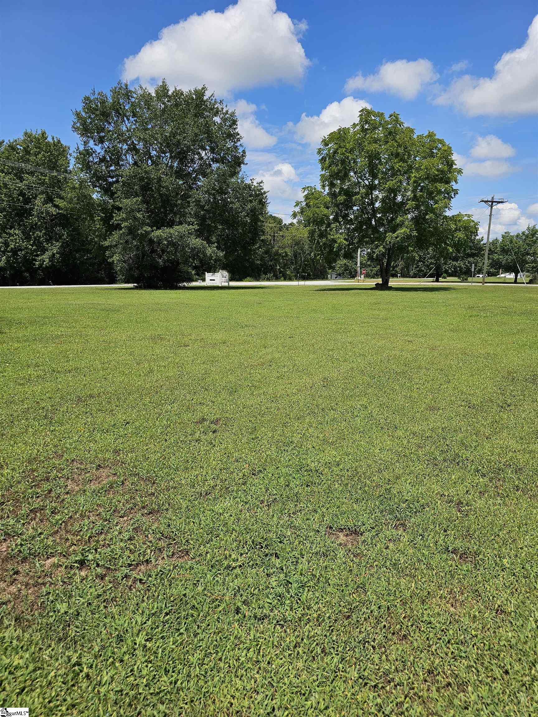 Poplar Street Clinton, SC 29325