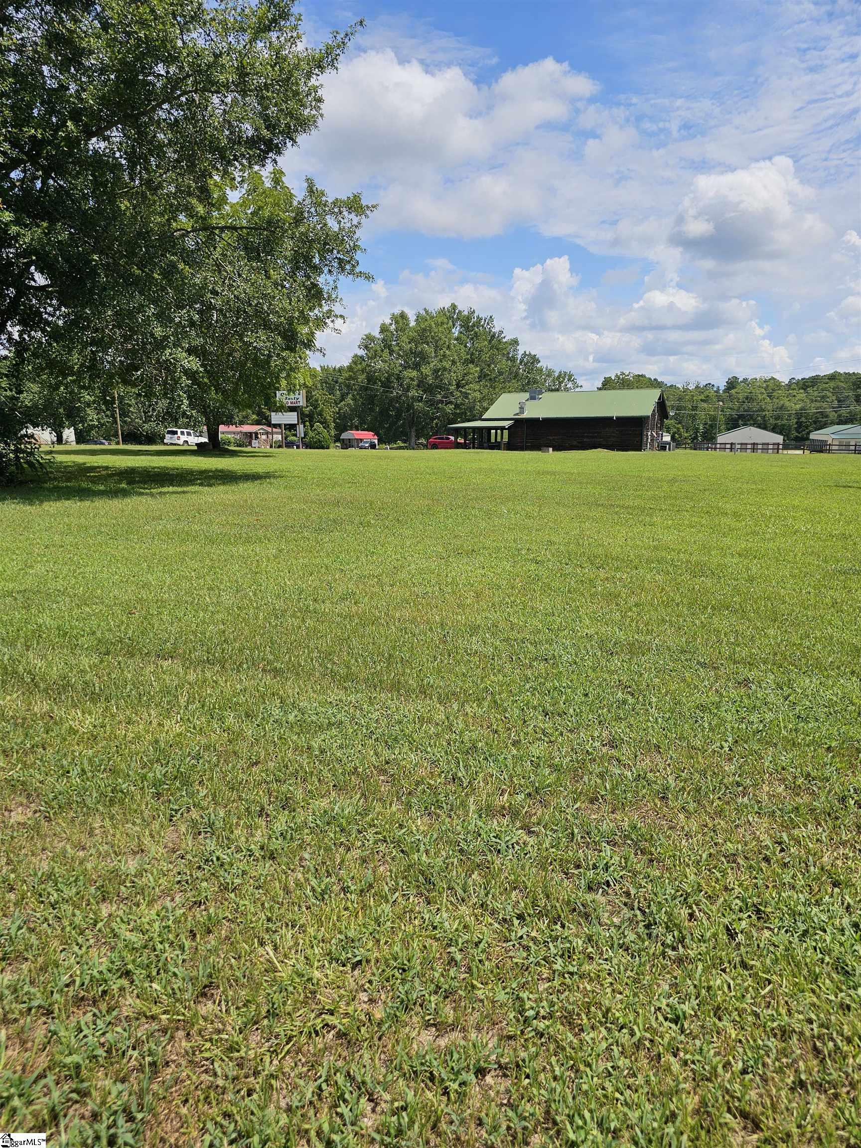 Poplar Street Clinton, SC 29325