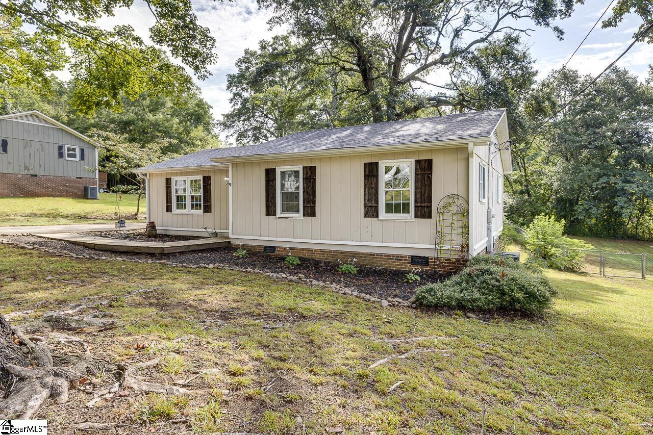 7 Melvin Circle Taylors, SC 29687
