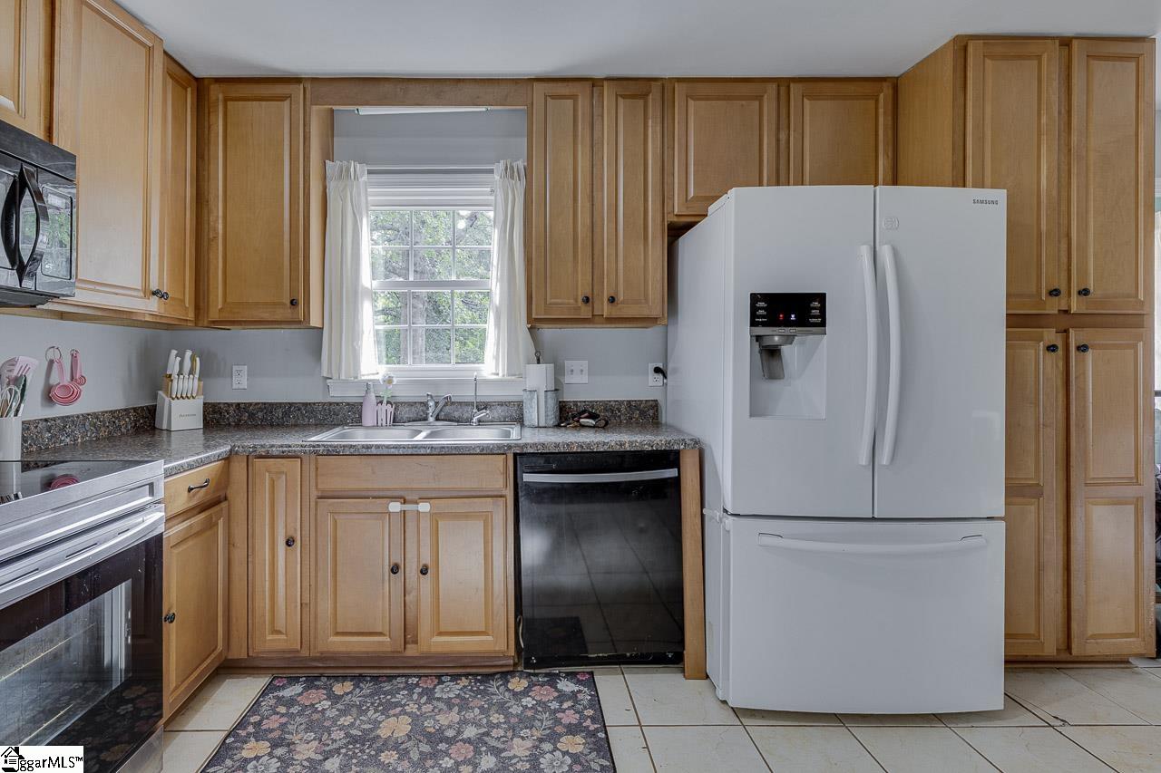 7 Melvin Circle Taylors, SC 29687