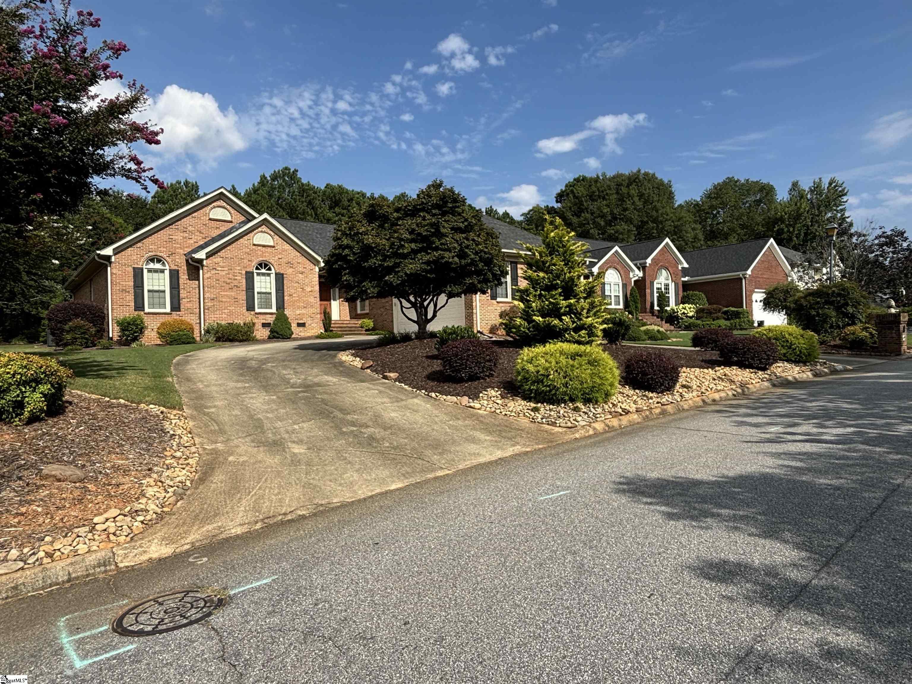 103 Chetsworth Lane Greenville, SC 29607
